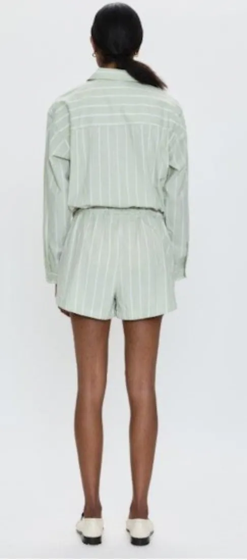 Amelie Romper