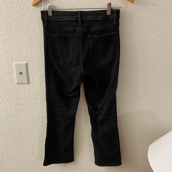 Athleta Sculptek Crop Kick Carbon Wash Jeans