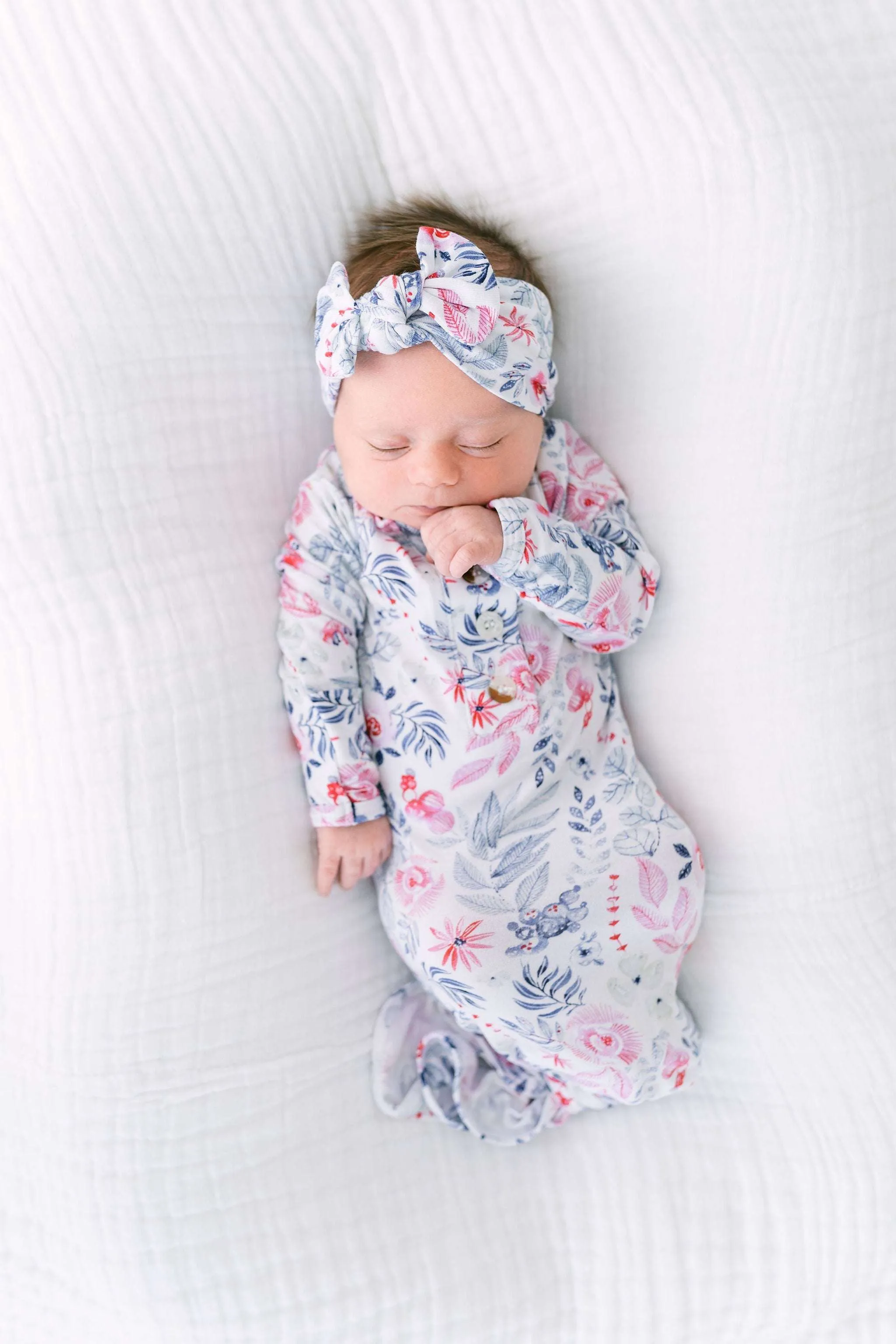 August Knotted Baby Gown and Hat Set with Headband | Bloom