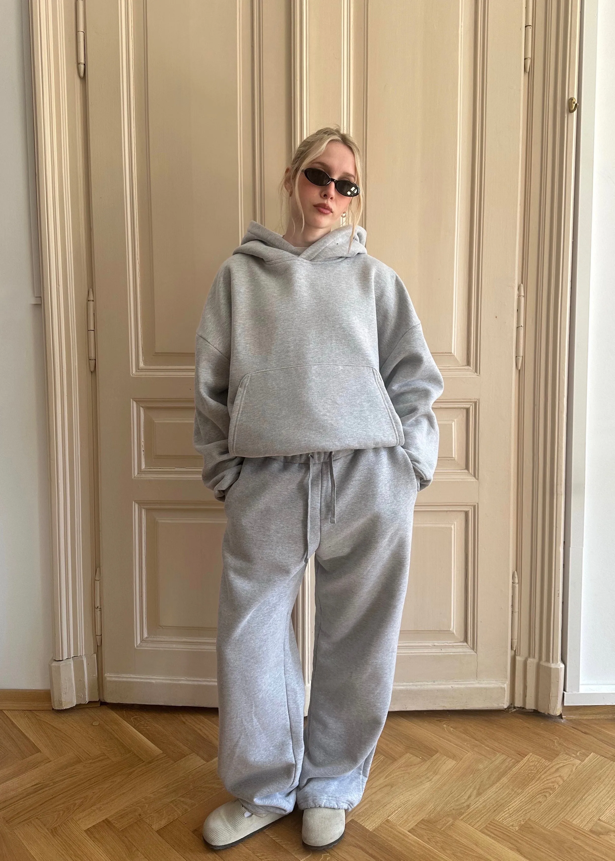 BAGGY HOODIE - GRAY