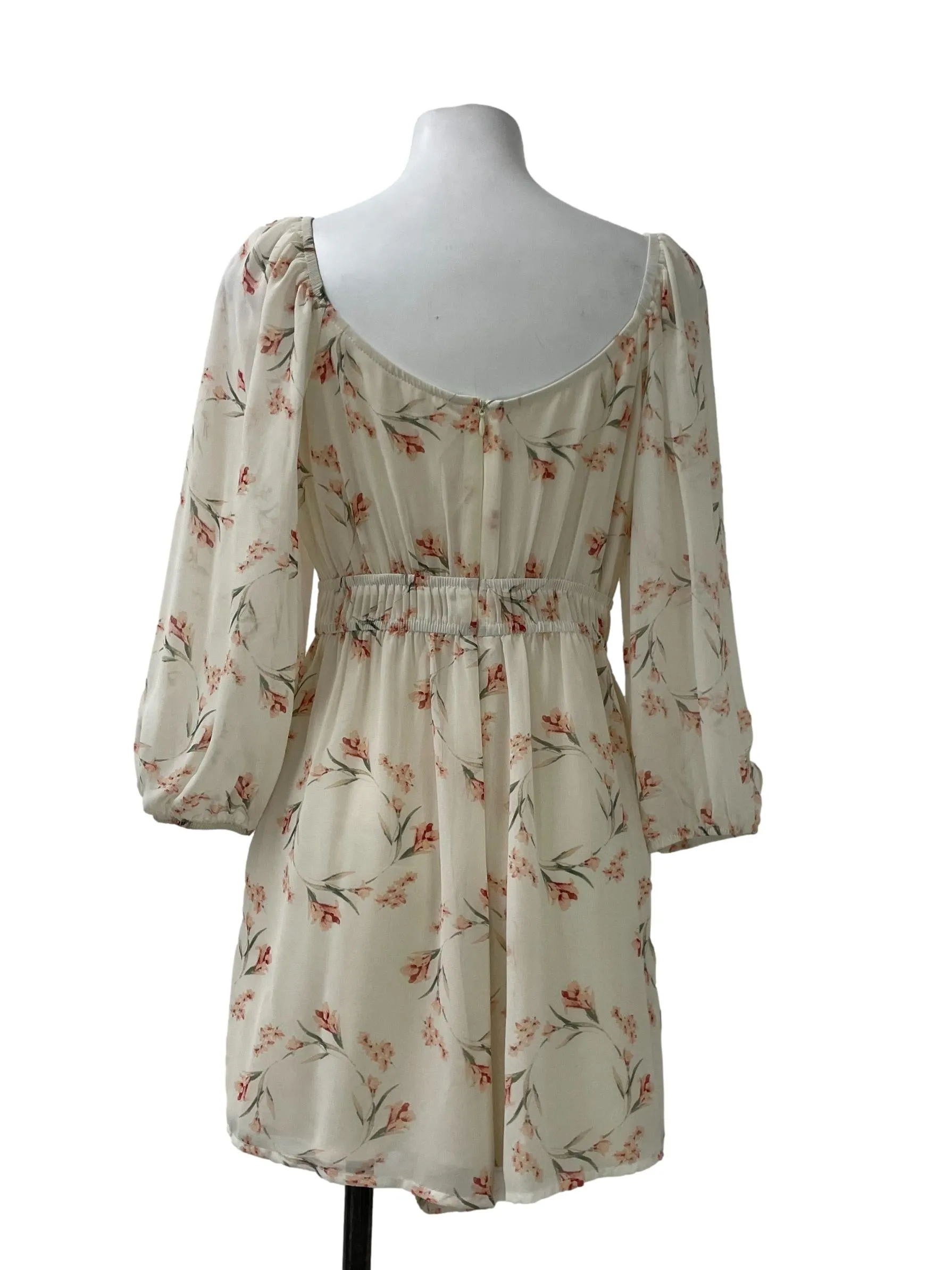 Beige Floral Pleated Puff Sleeve Romper