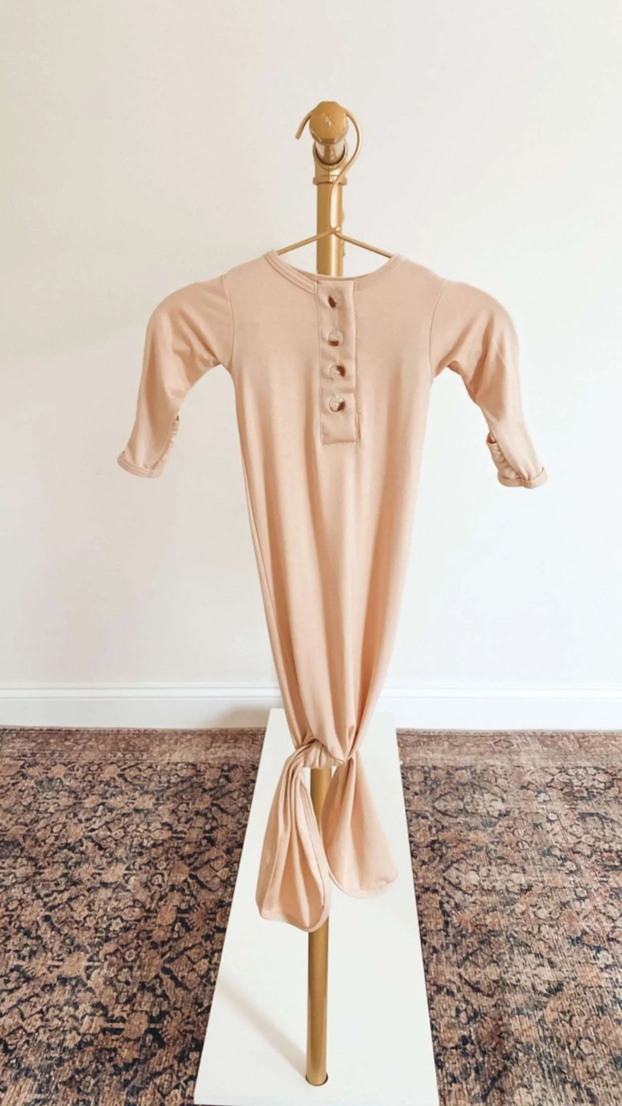 Emerson Knotted Baby Gown Set |Sand