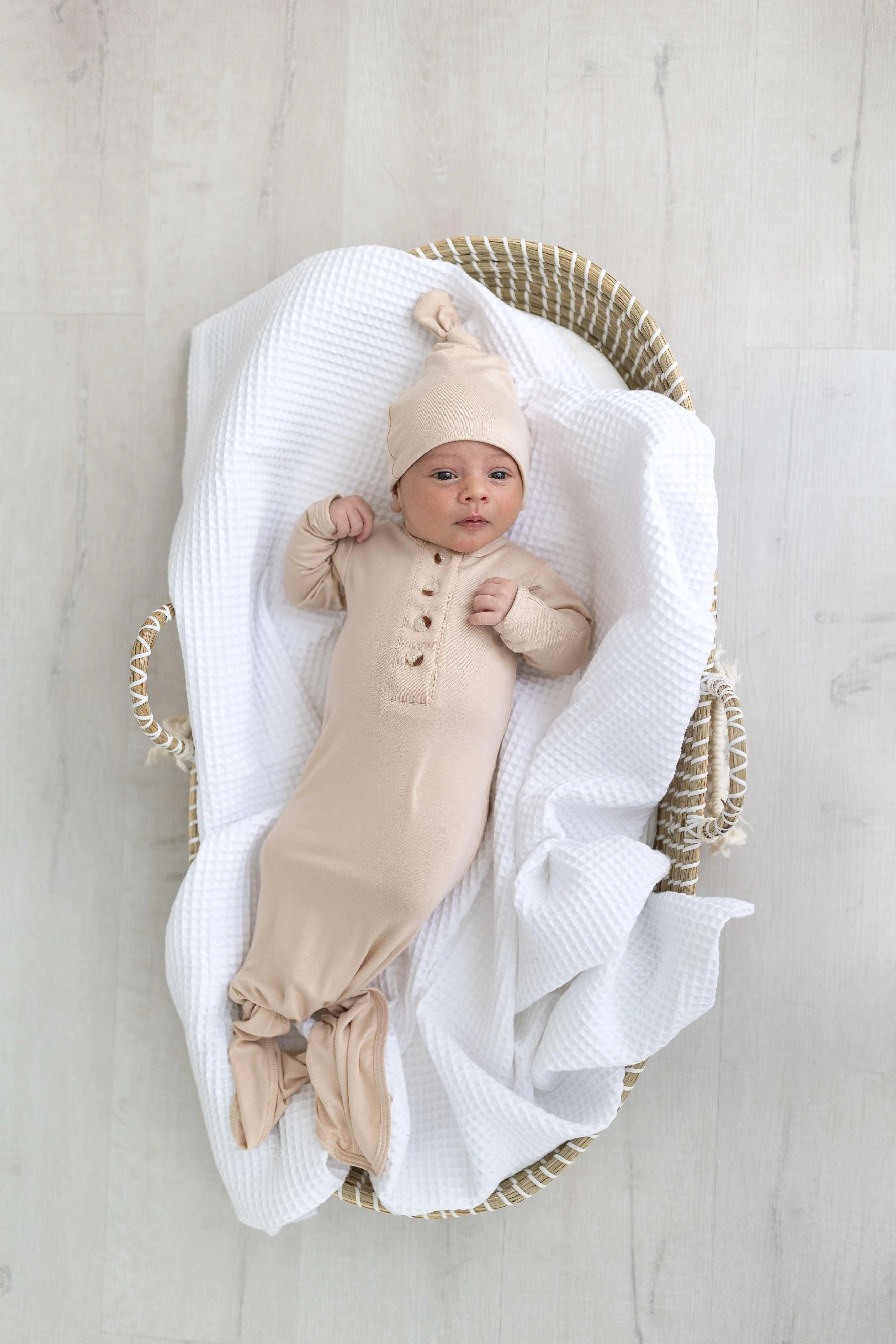 Emerson Knotted Baby Gown Set |Sand