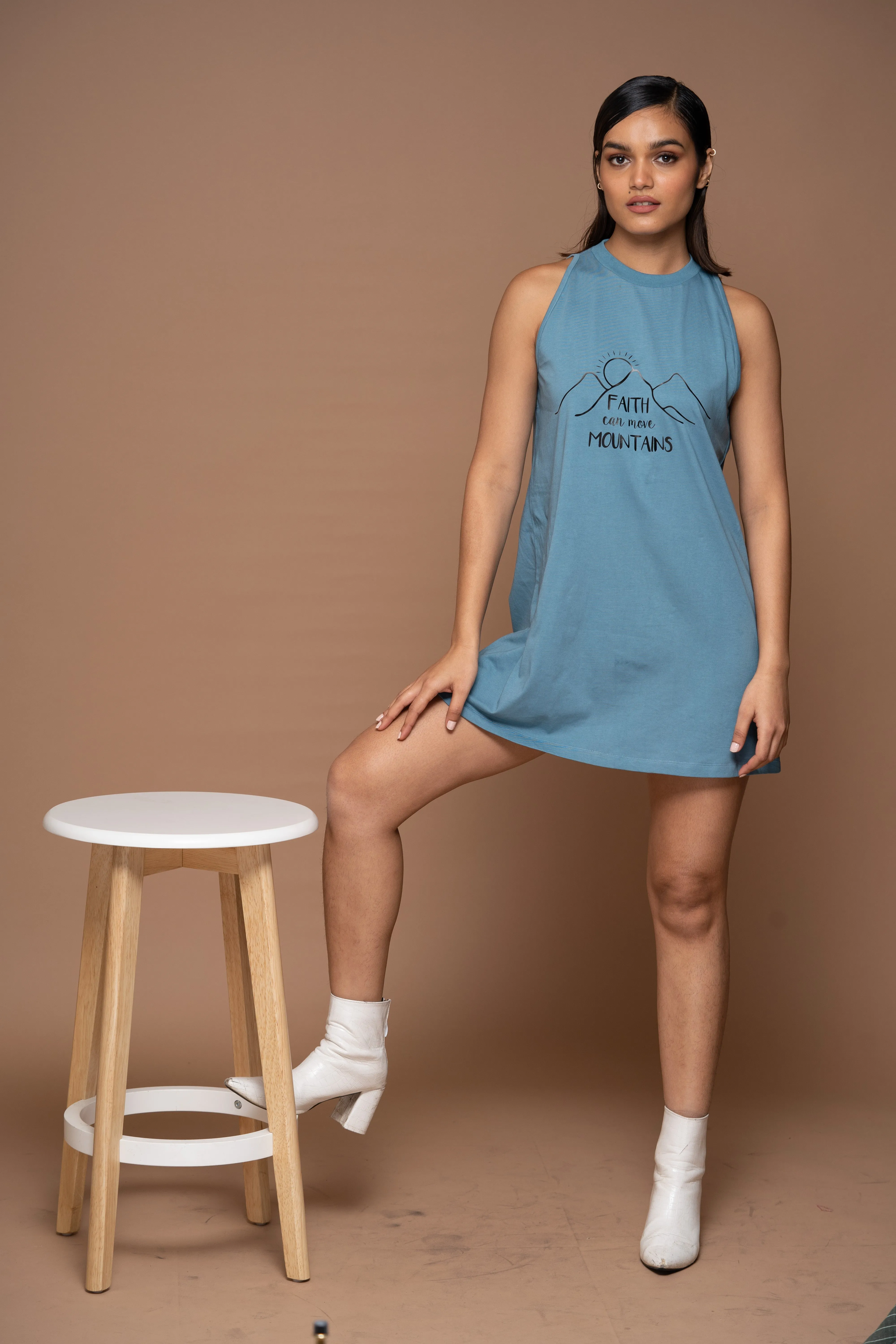 Faith can move Mountains T-shirt