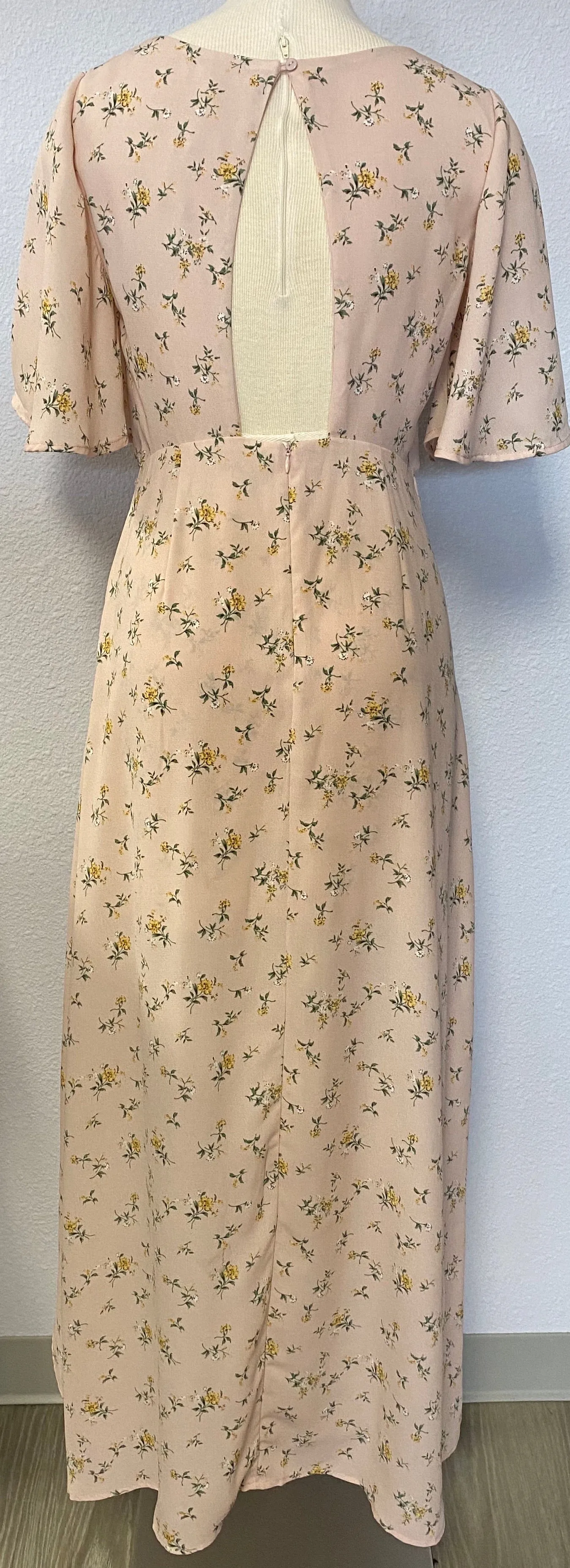 FRONT TWIST FLORAL ROMPER