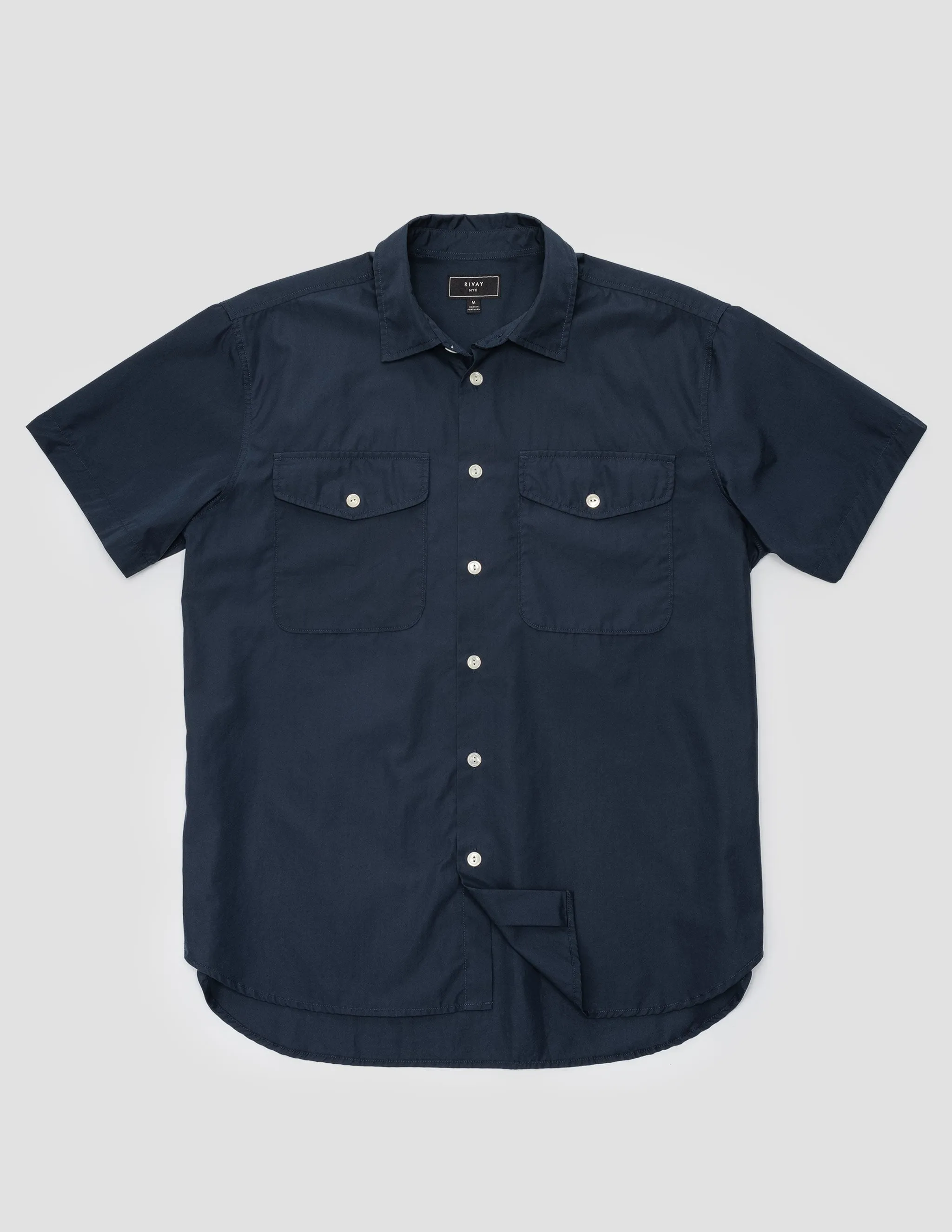 Gil Relaxed Short Sleeve Shirt in Navy Poplin