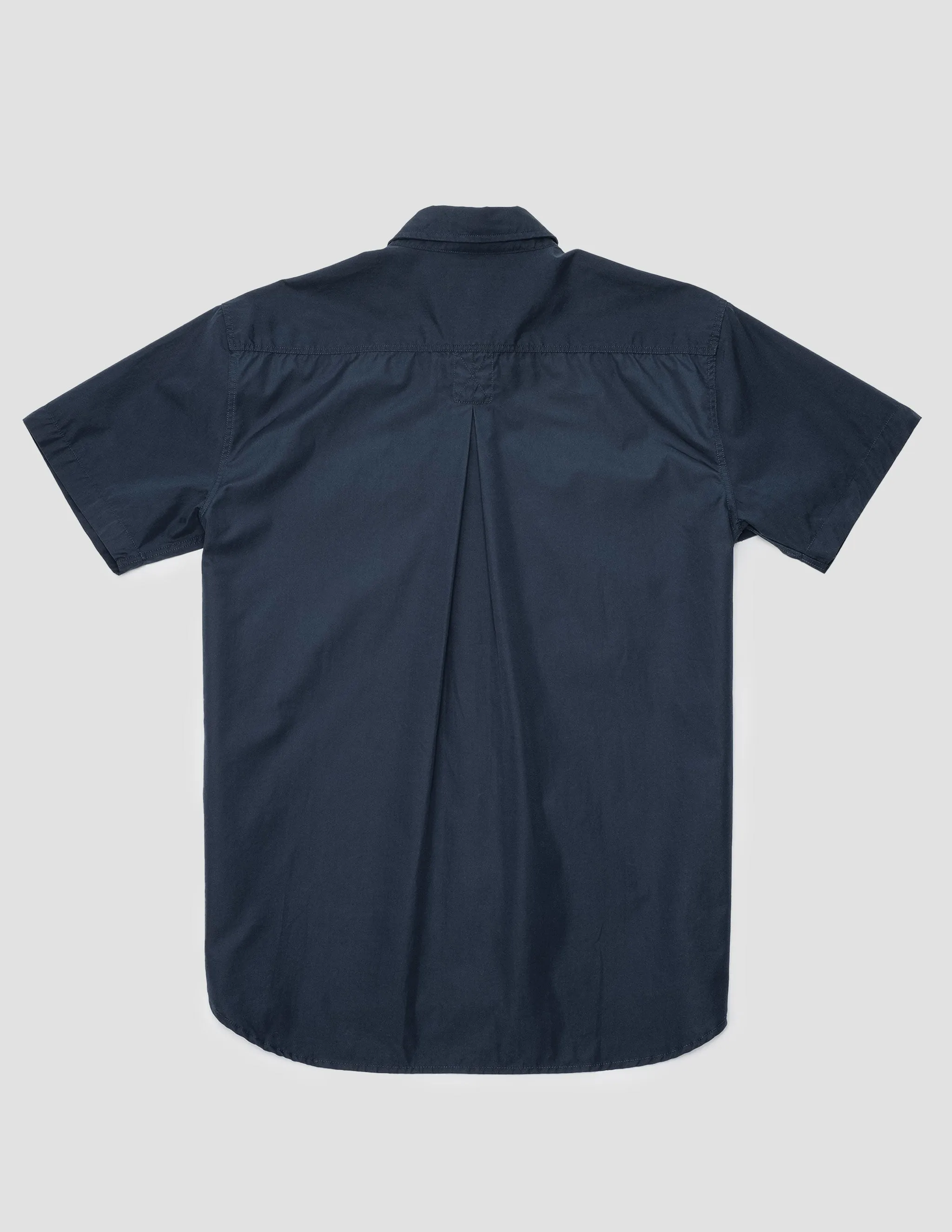 Gil Relaxed Short Sleeve Shirt in Navy Poplin