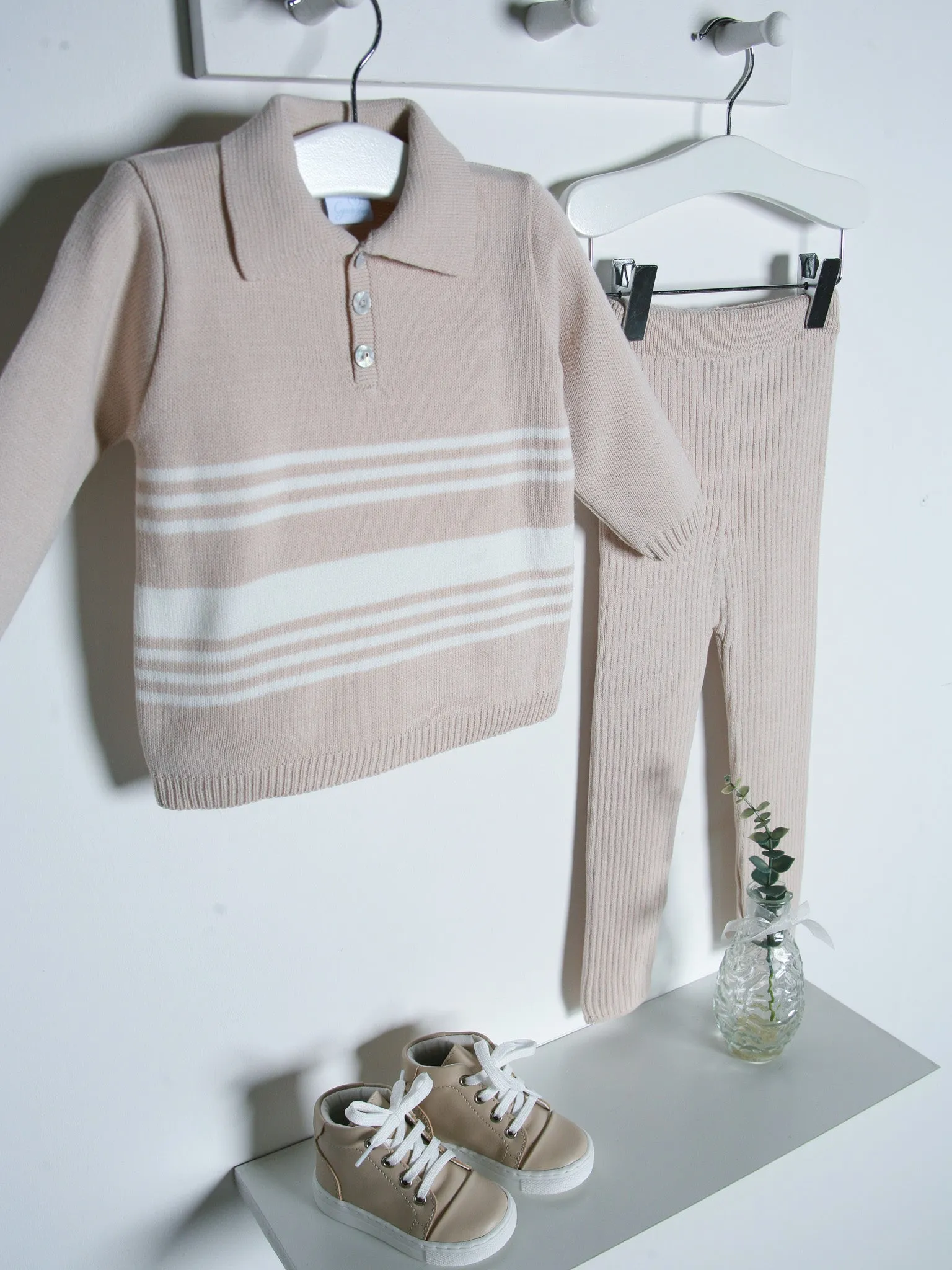 Granlei beige & ivory stripe knitted polo collar suit