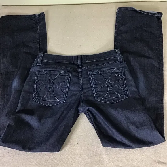 Habitual Los Angeles  Dark wash Women’s Jeans  with detailed back pockets Sz. 26