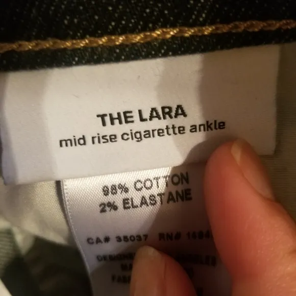 Joe's Jeans  The Lara Mid-Rise Cigarette Ankle size 29