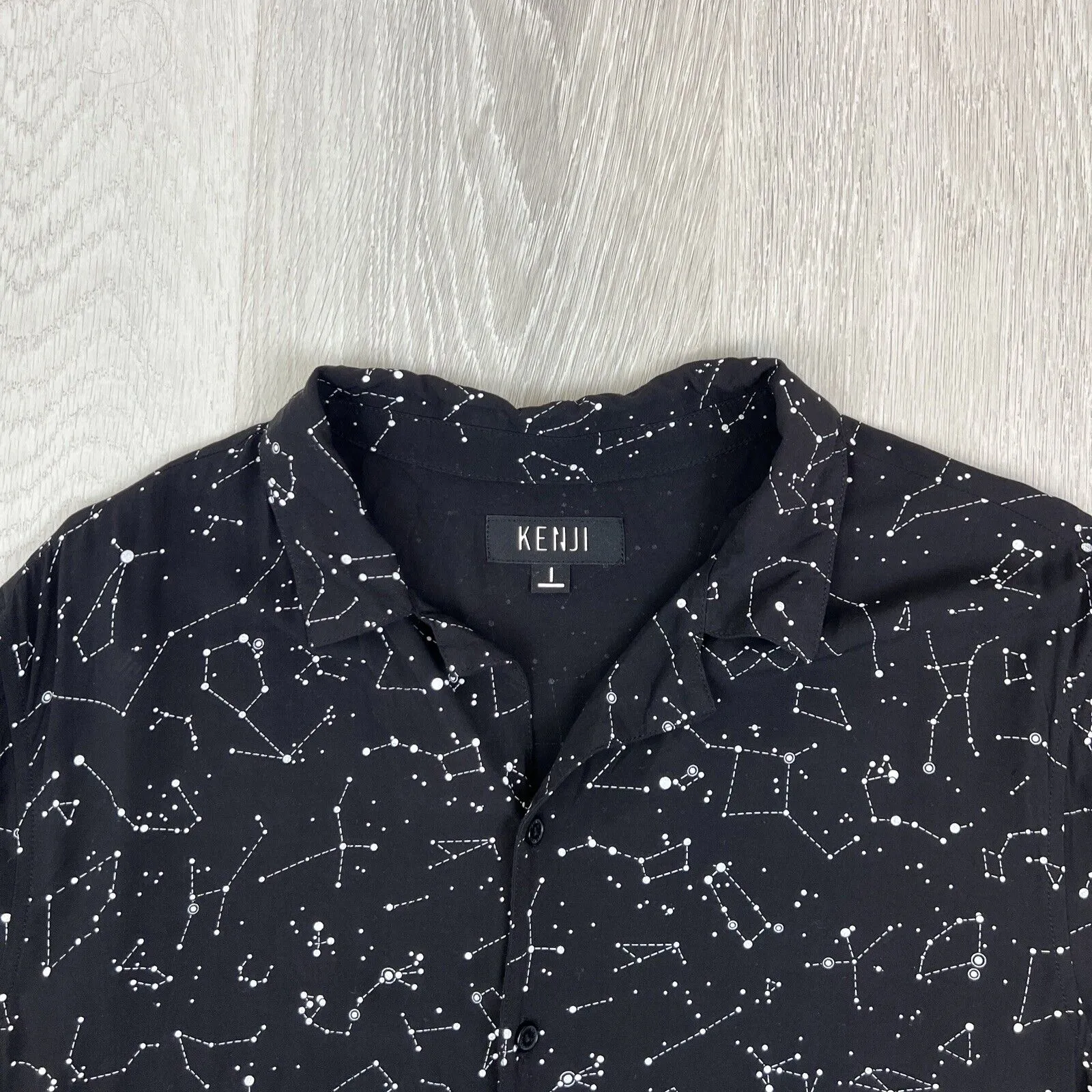 Kenji & Cotton On Mens Short Sleeve Button Up Shirt Size Large (2 Shirts)
