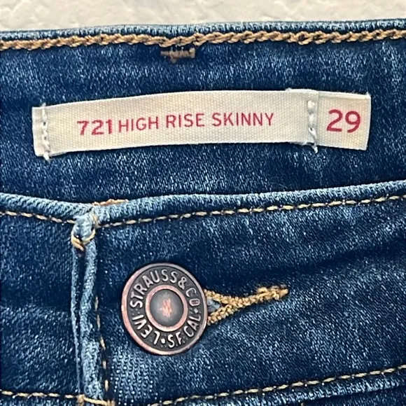 Levi’s High Rise Skinny Women's Blue Jeans