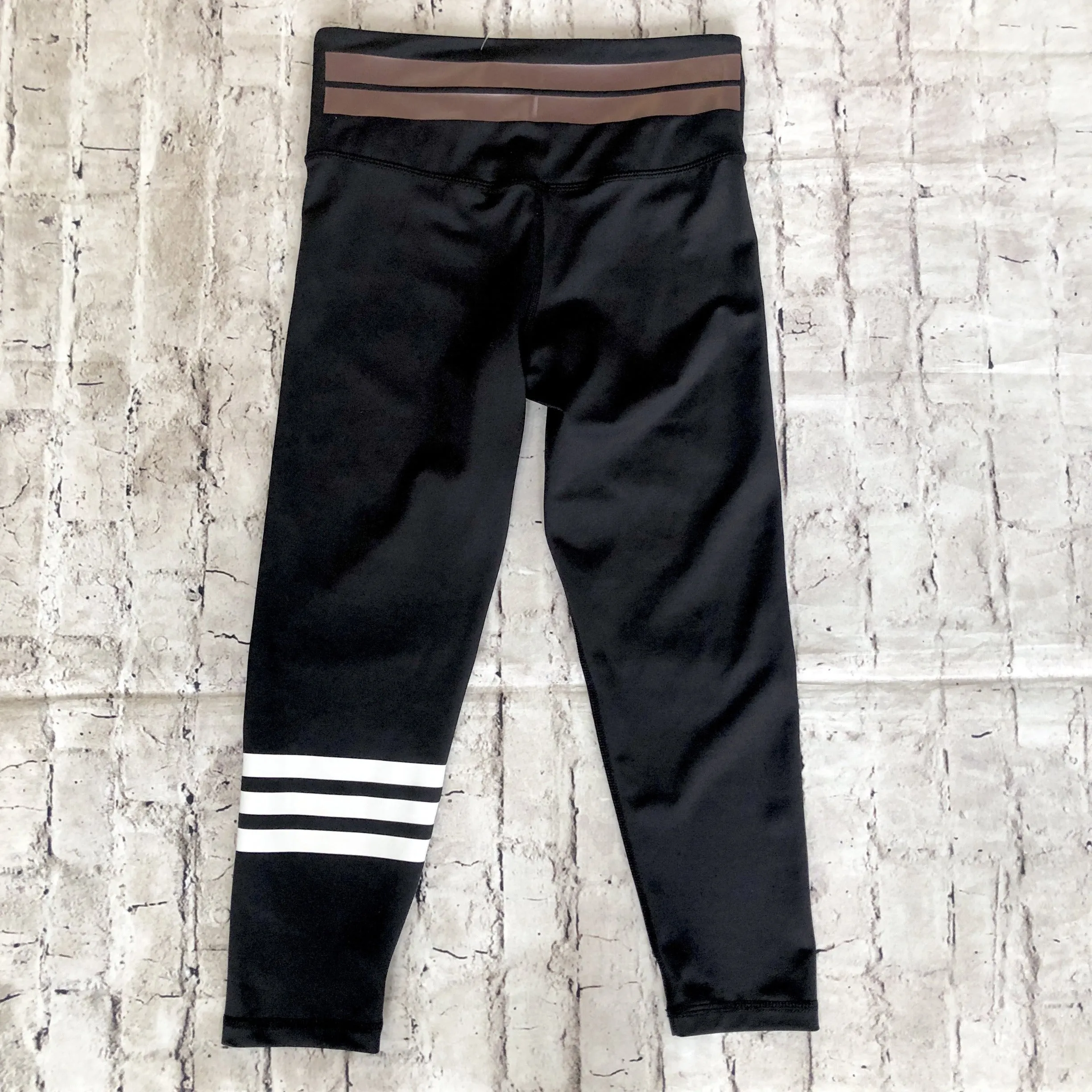 LILYBOD Black Cropped Remy Leggings Size S NWT