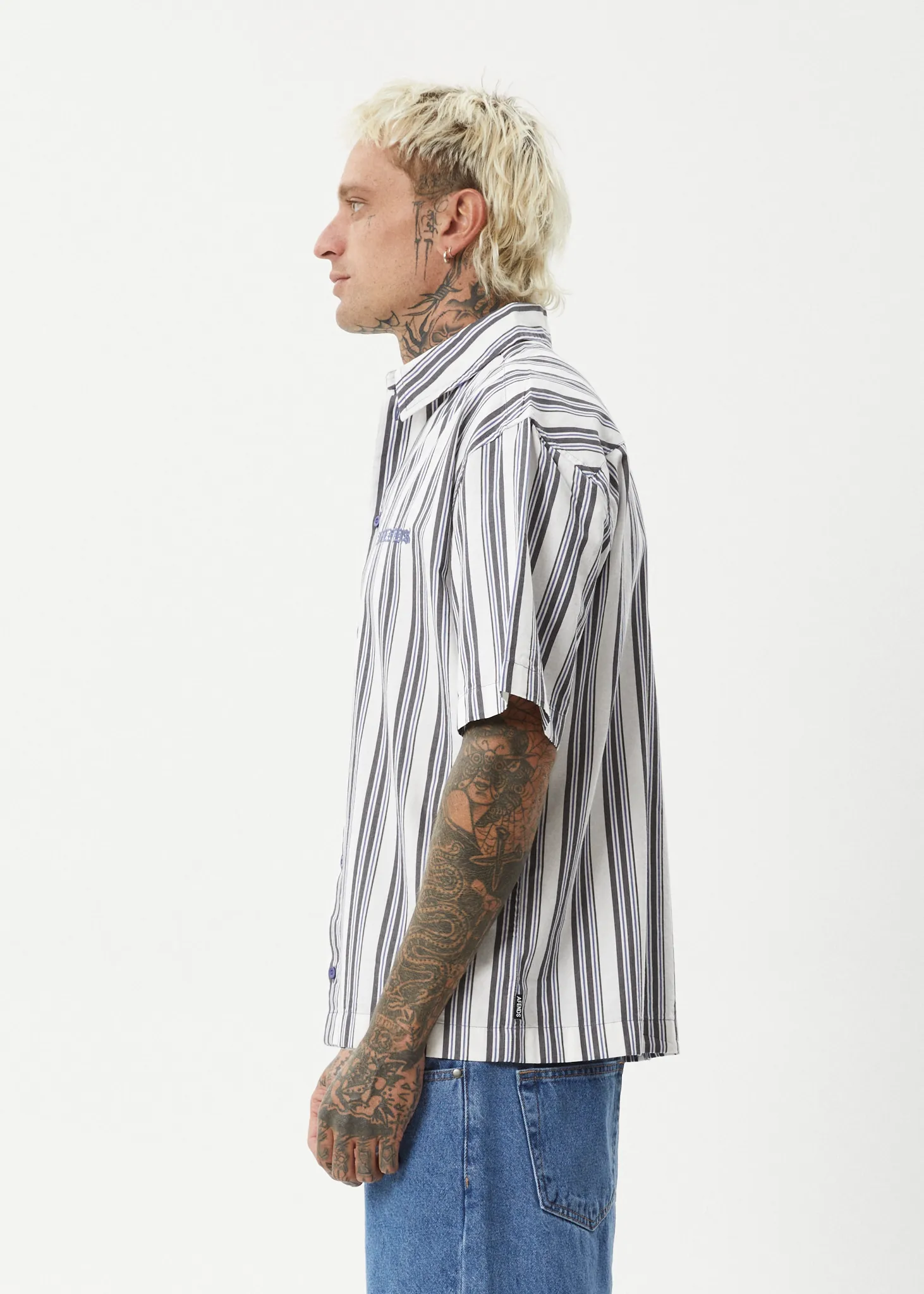 LINED UP SHORT SLEEVE SHIRT - WHITE STRIPE