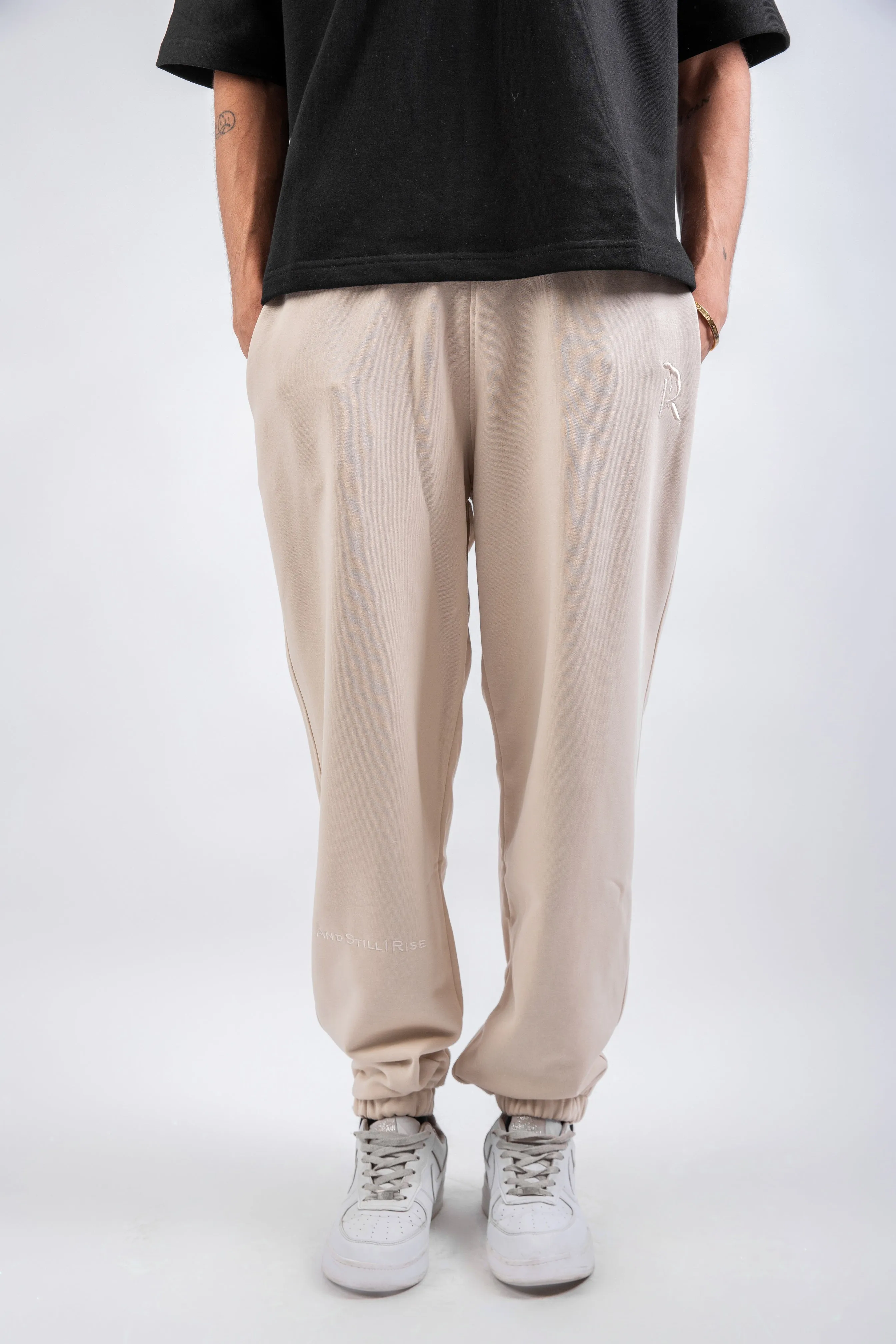 Loose Drawstring Sweatpant & Chill Sleeve T-shirt Beige Set
