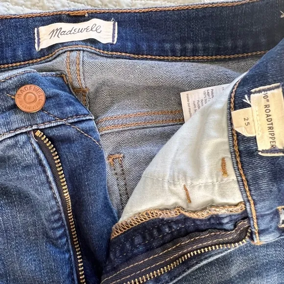 Madewell 10&quot; Roadtripper Jeans