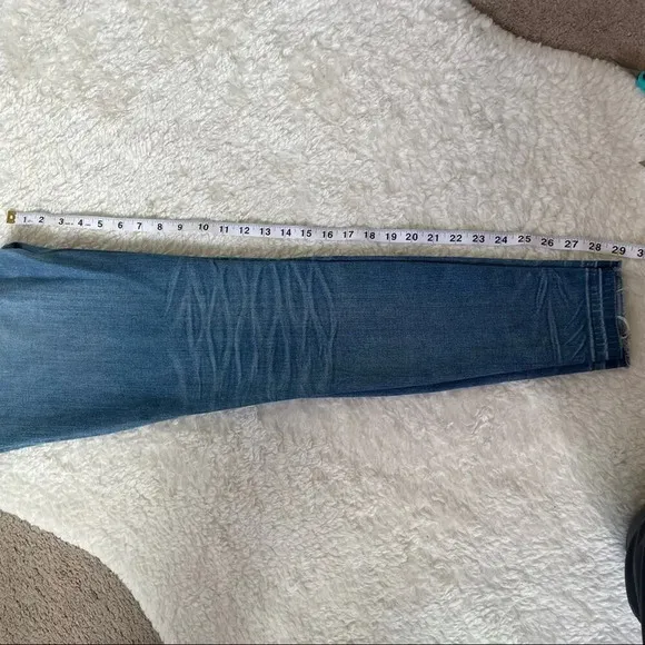 MADEWELL 9” High-Rise Skinny Jeans: Torn-Knee Edition Size 28