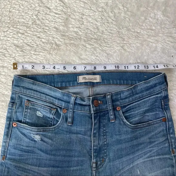MADEWELL 9” High-Rise Skinny Jeans: Torn-Knee Edition Size 28