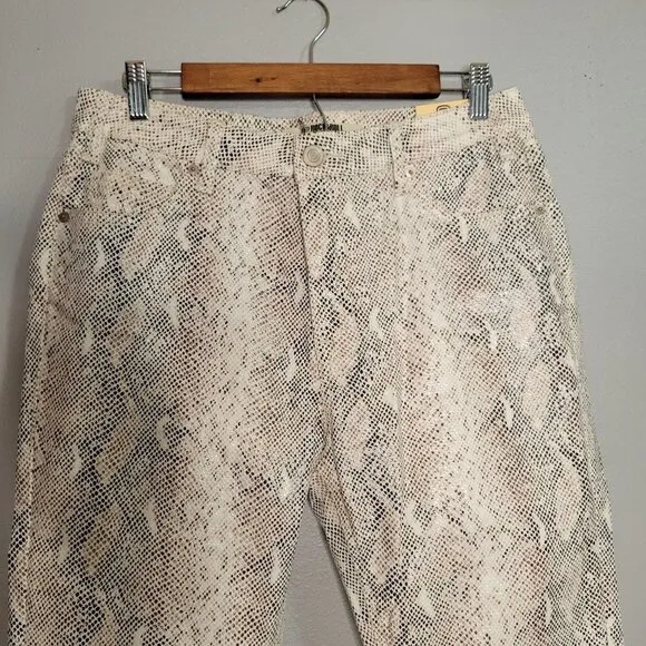 NEW Rock &amp; Roll Cowgirl Women's High Rise Flare Jeans  Natural Snake Print 31