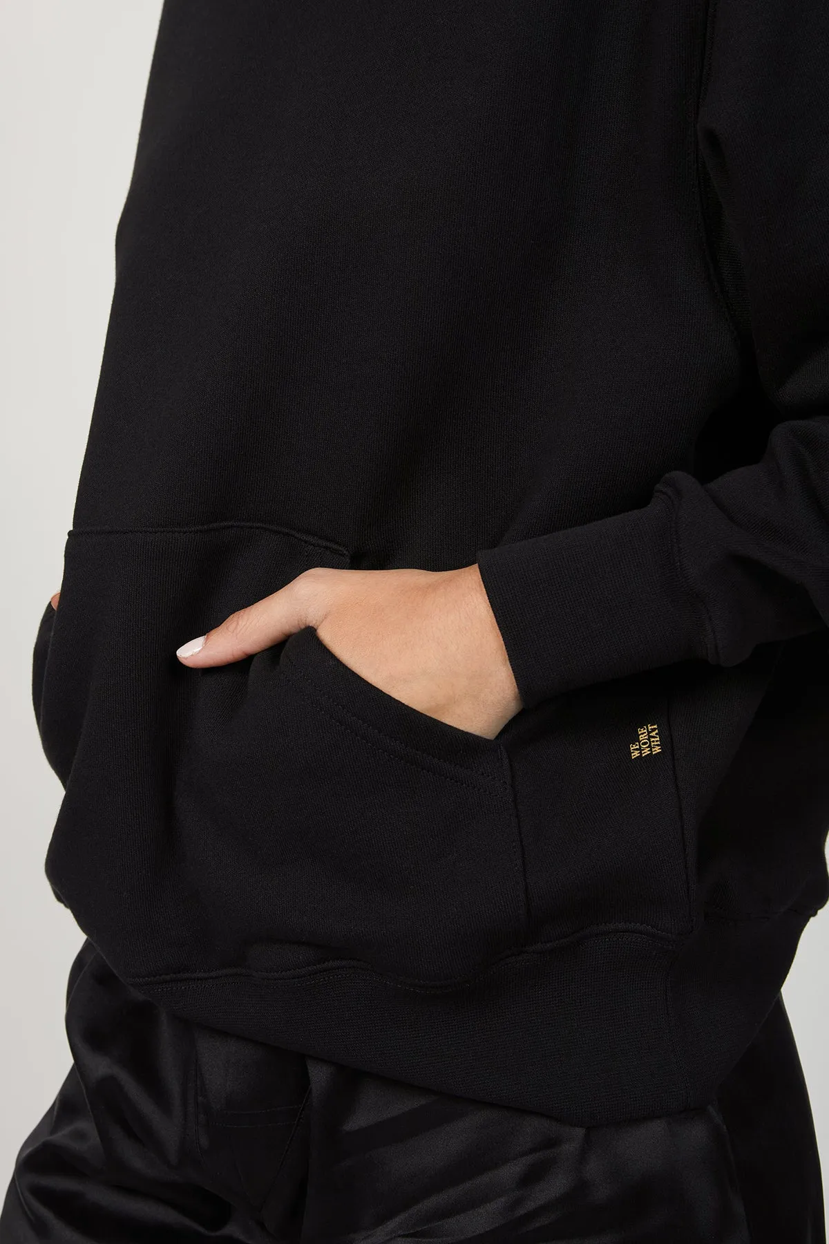 OVERSIZED HOODIE