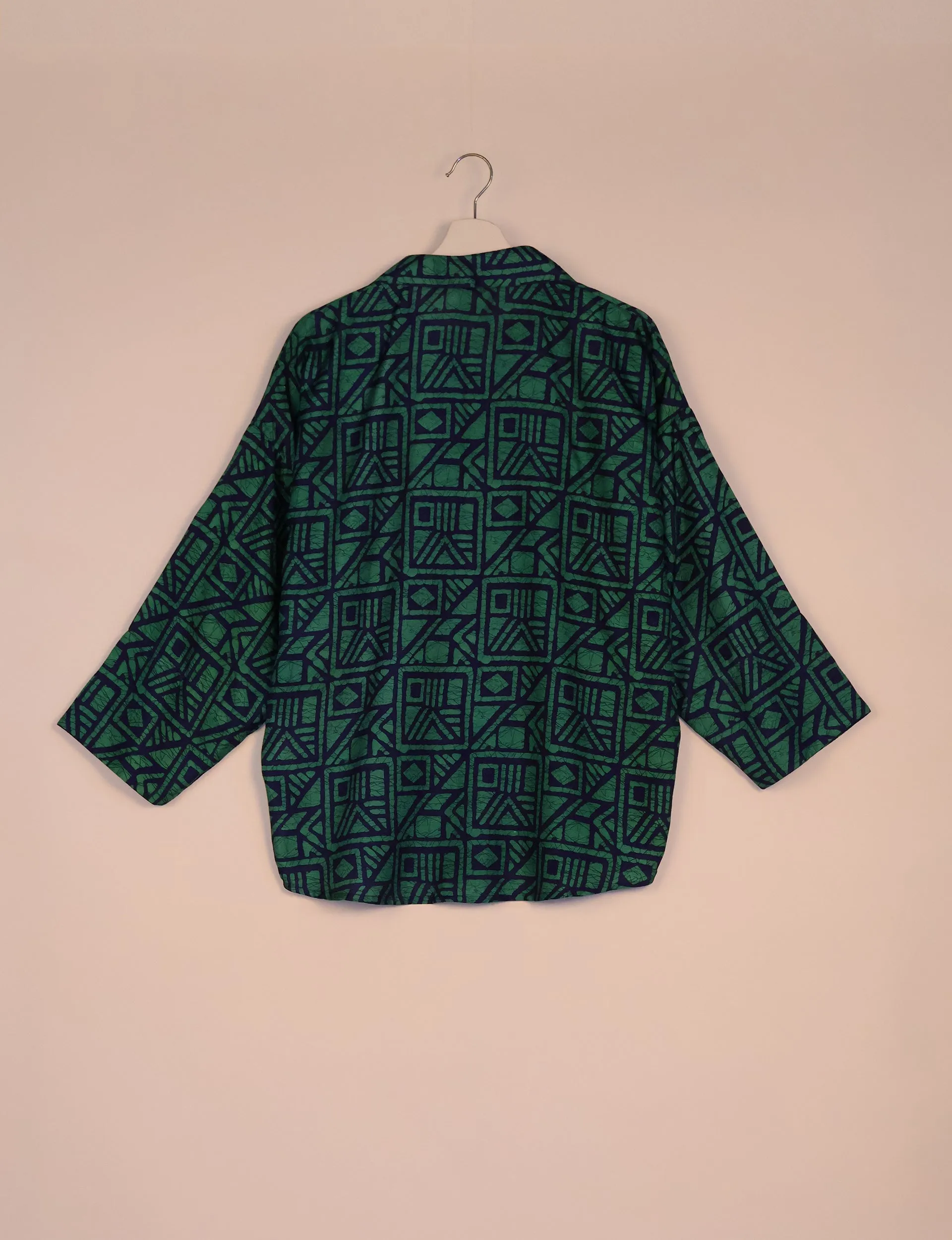 OVERSIZED SHIRT