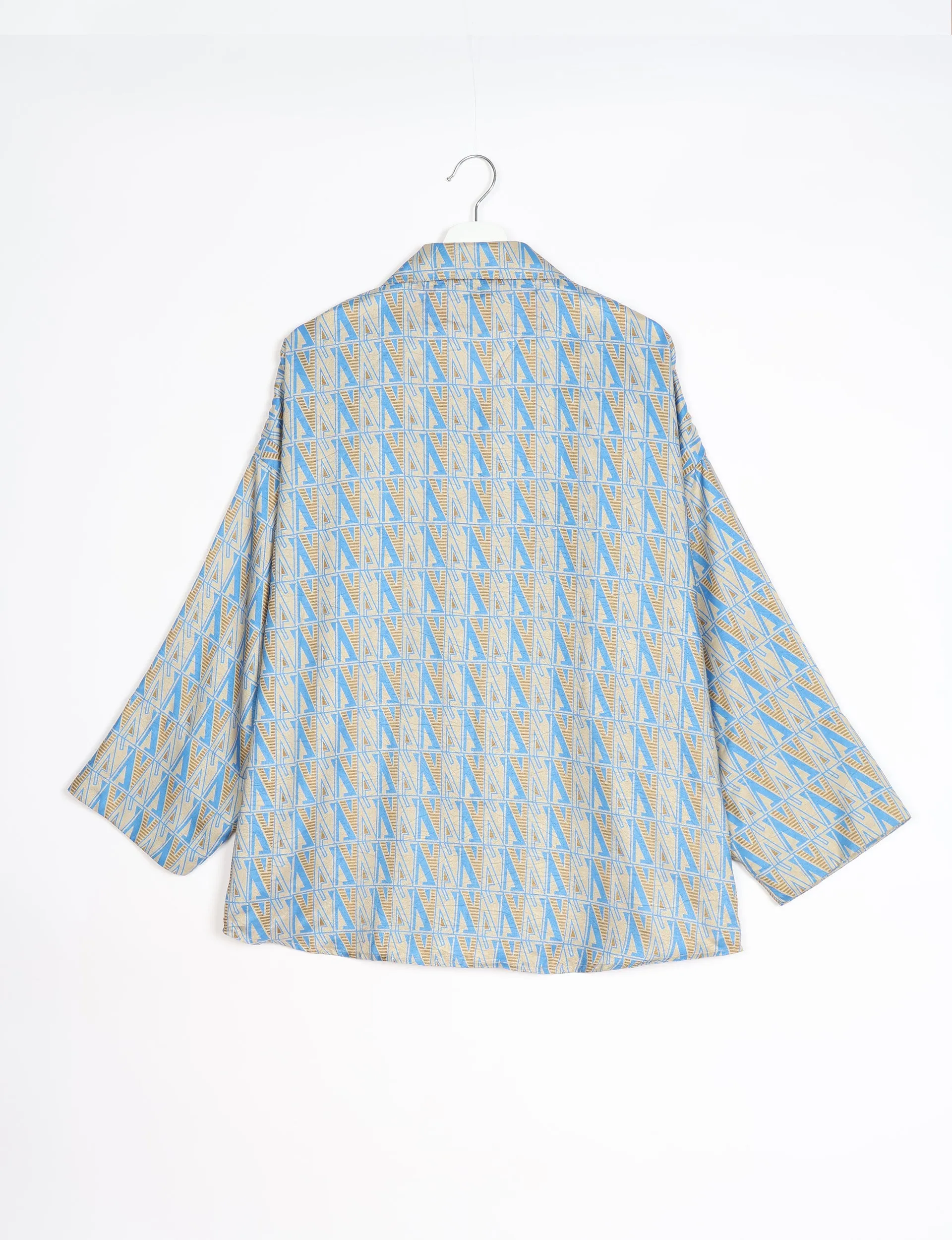 OVERSIZED SHIRT
