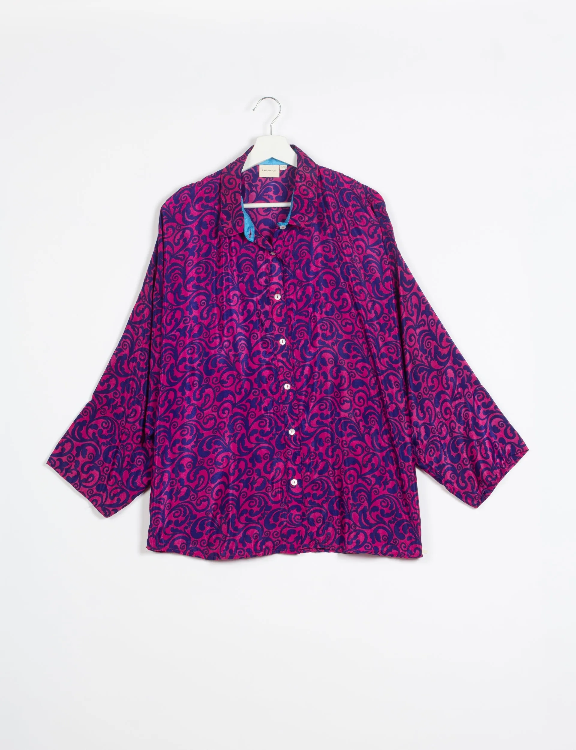 OVERSIZED SHIRT