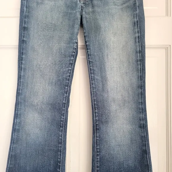 PAIGE Low Rise Full Length Boot Cut‎ Jeans Size 27