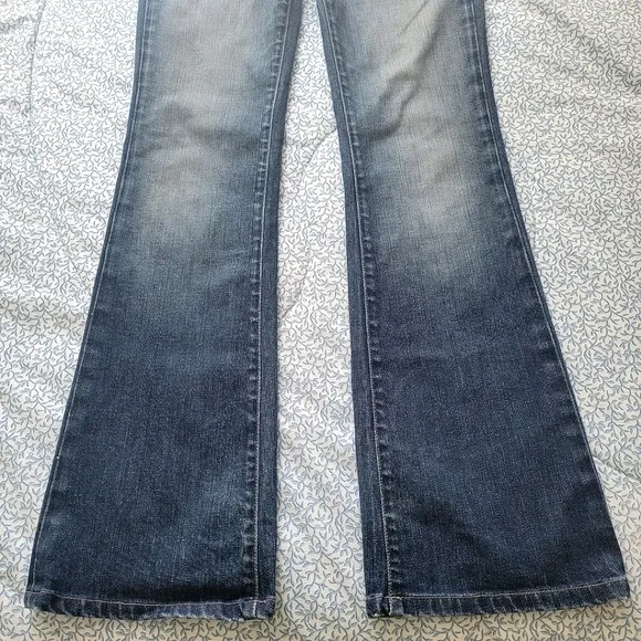 PAIGE Low Rise Full Length Boot Cut‎ Jeans Size 27