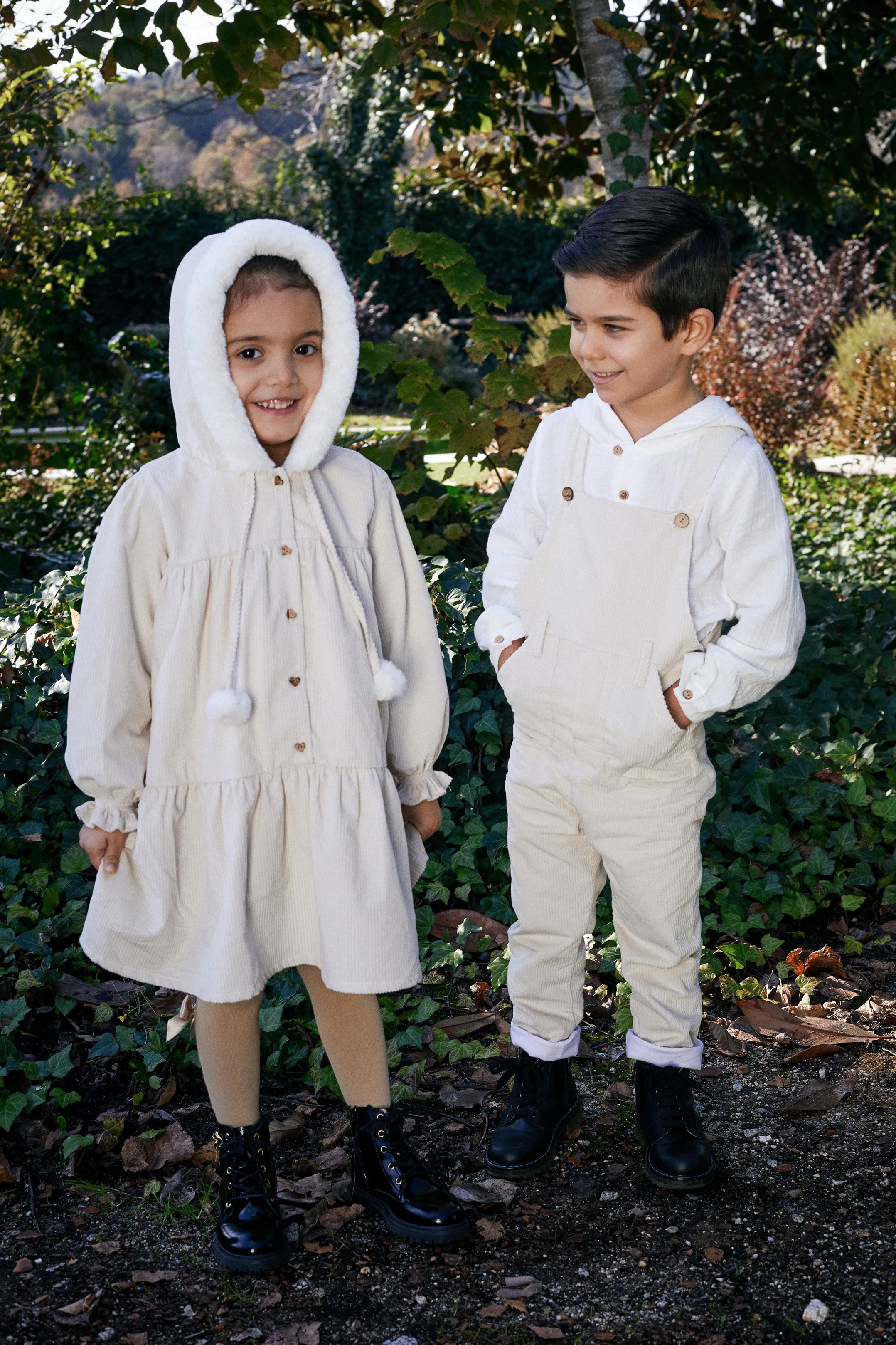 "Henry" Sand Needlecord Dungaree Set