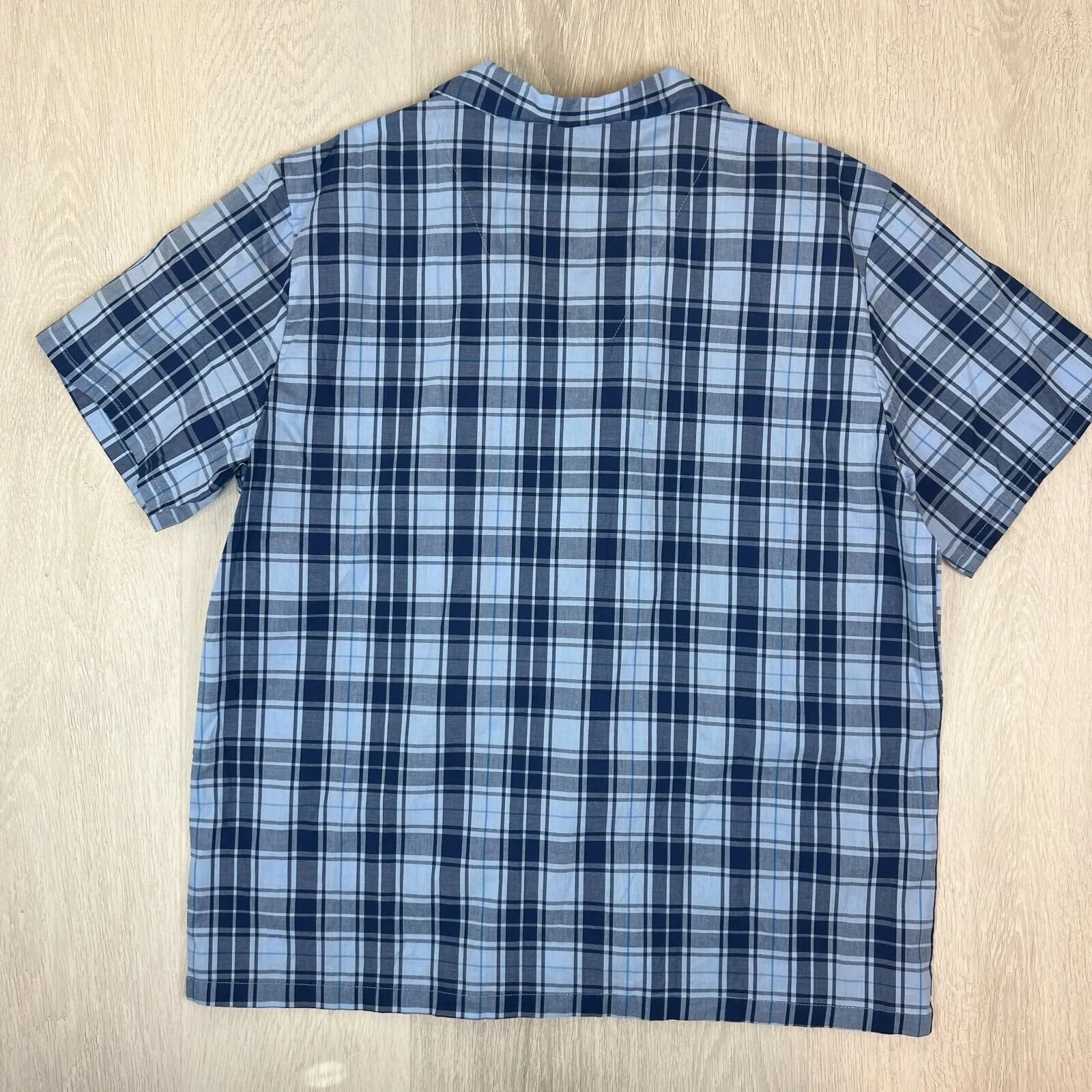 Reserve Mens Button Up Shirts Size 2XL (1 x Short Sleeve, 1 x Long Sleeve)