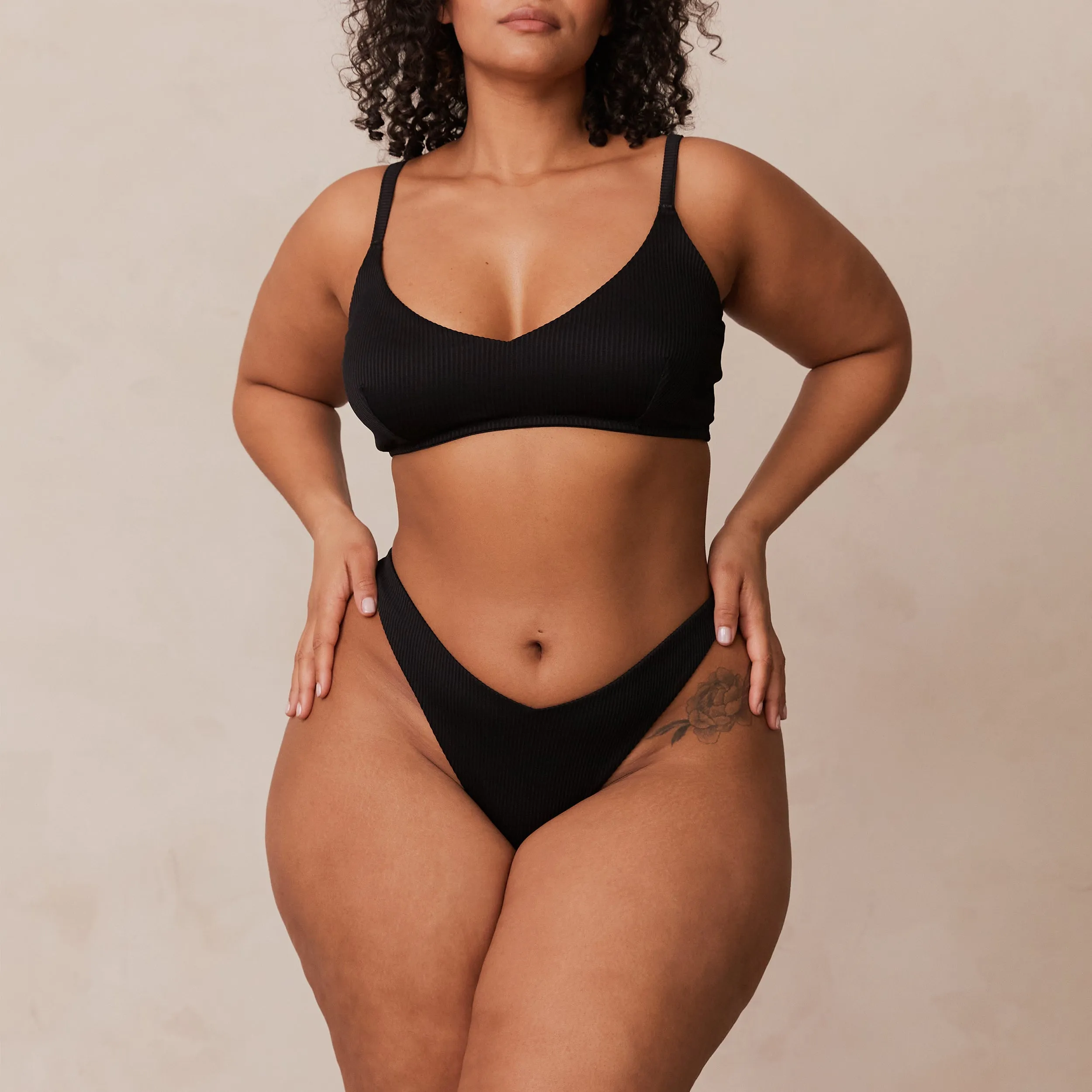 Ribbed Triangle Soutien-Gorge - Noir
