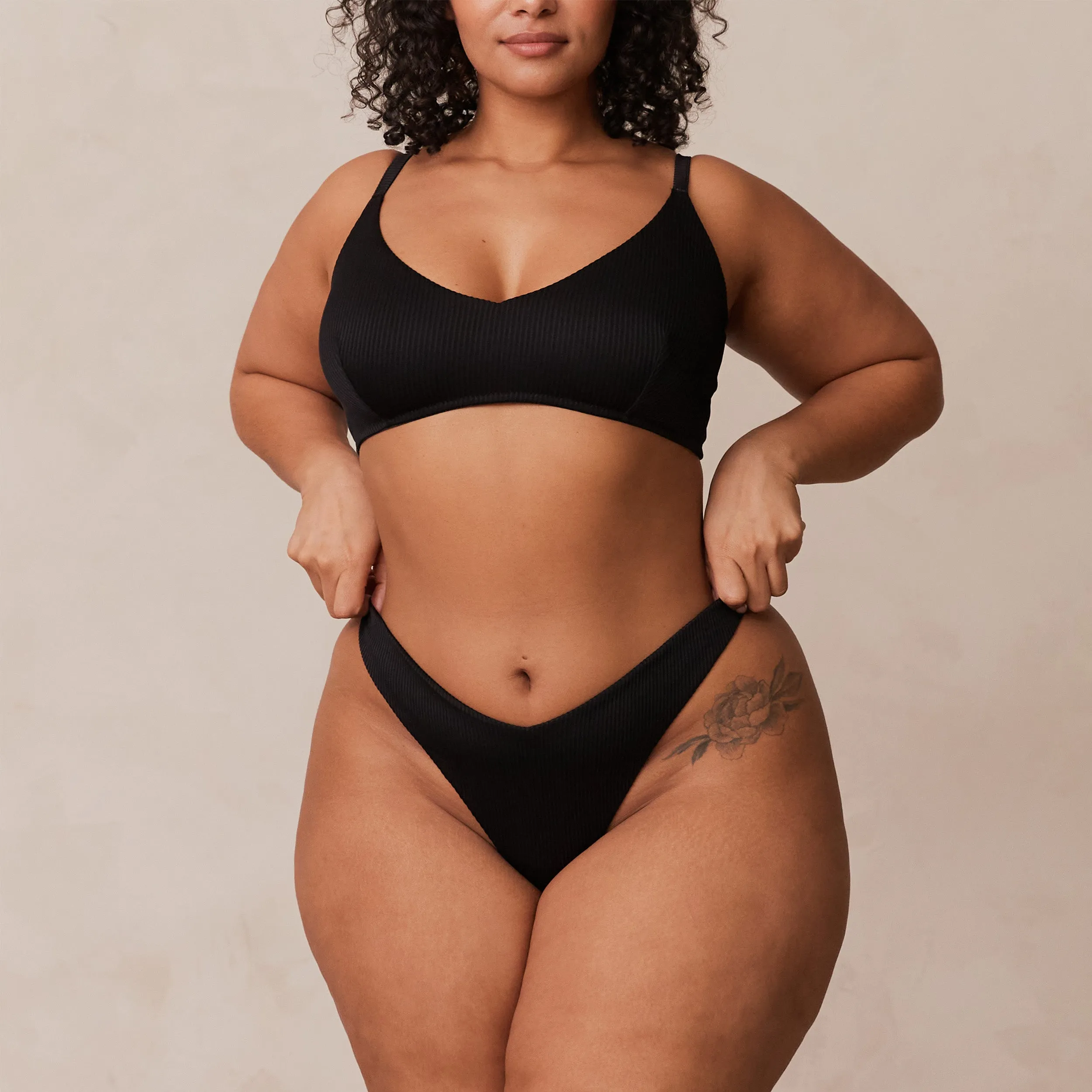 Ribbed Triangle Soutien-Gorge - Noir