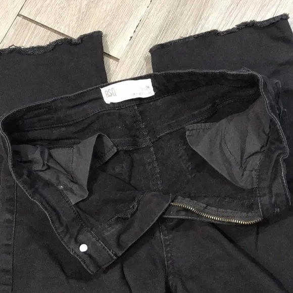 RSQ Sydney Crop Flare Frayed Hem Jeans size 9/29