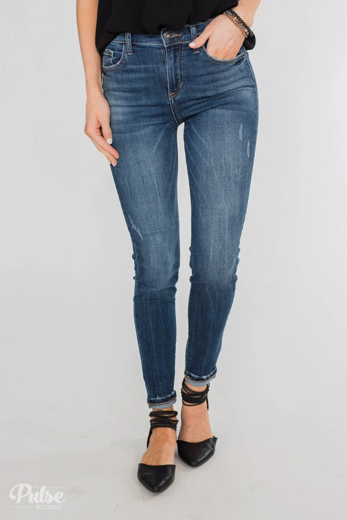 Sneak Peek Jeans- Lainey Wash
