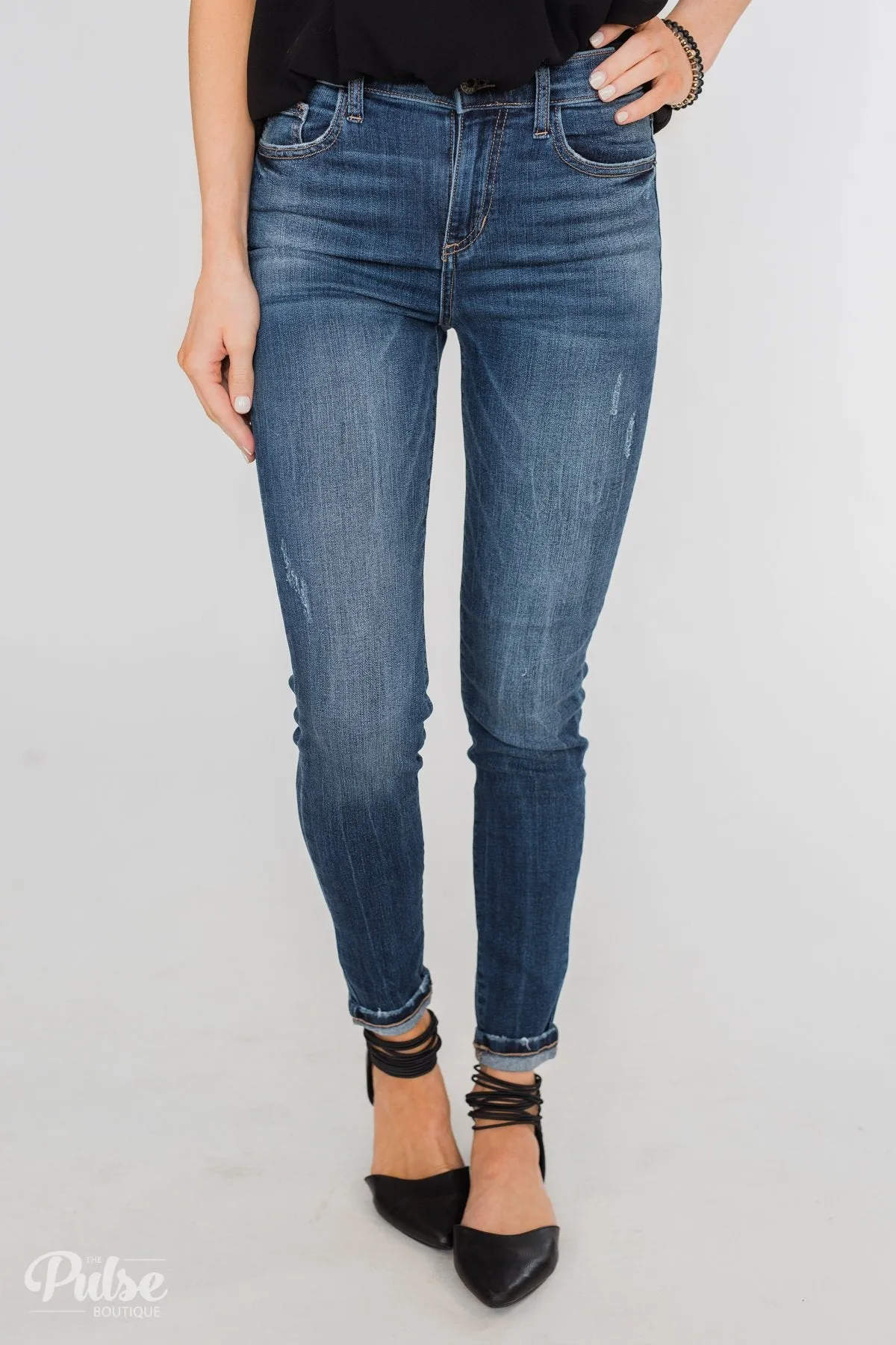 Sneak Peek Jeans- Lainey Wash