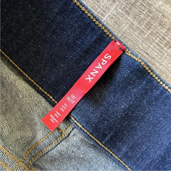 Spanx Women Flare Jeans 1X Tall Denim Pull On 20327T Dark Wash pull on Excellent