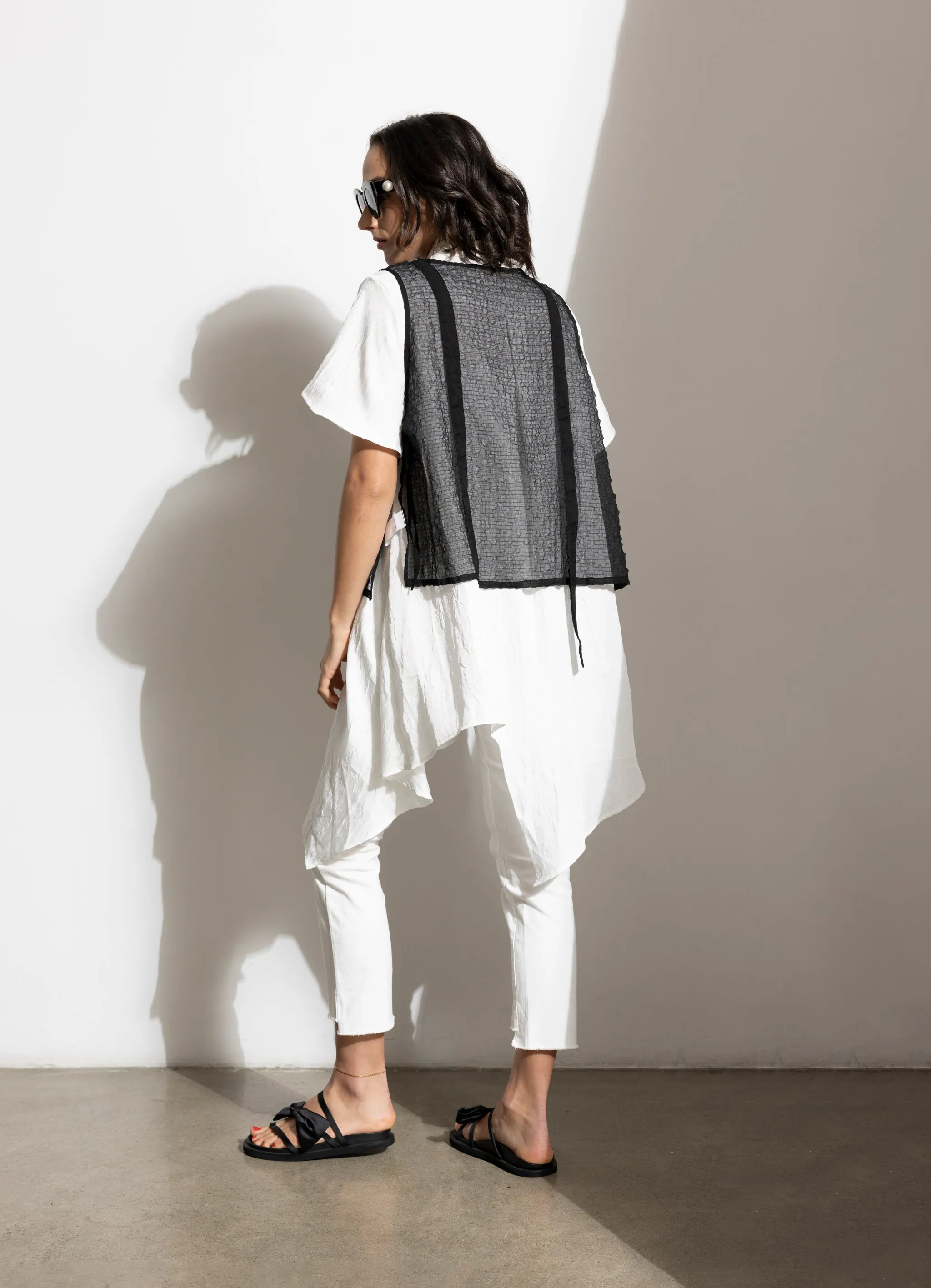 Tavian Vest