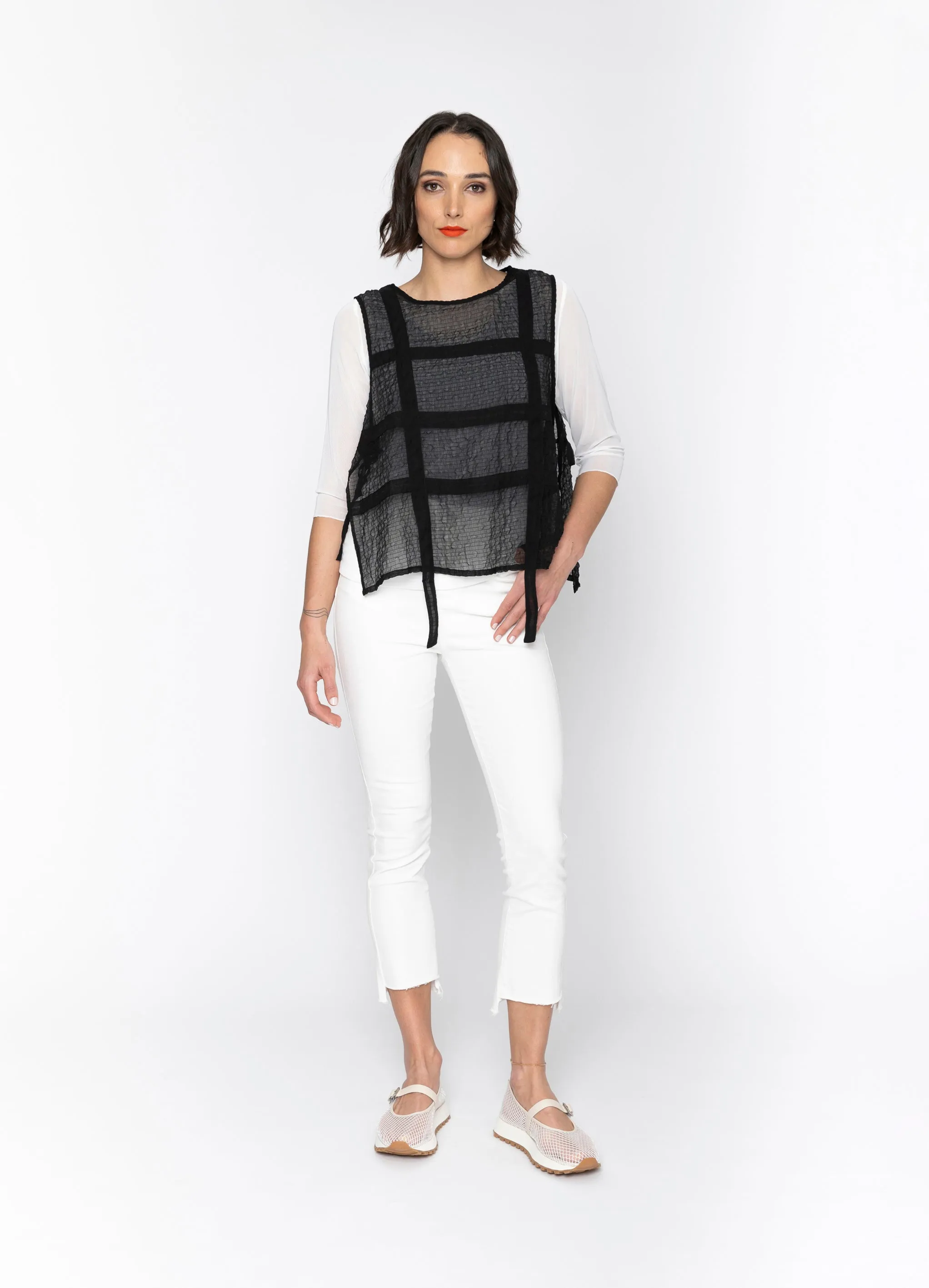 Tavian Vest
