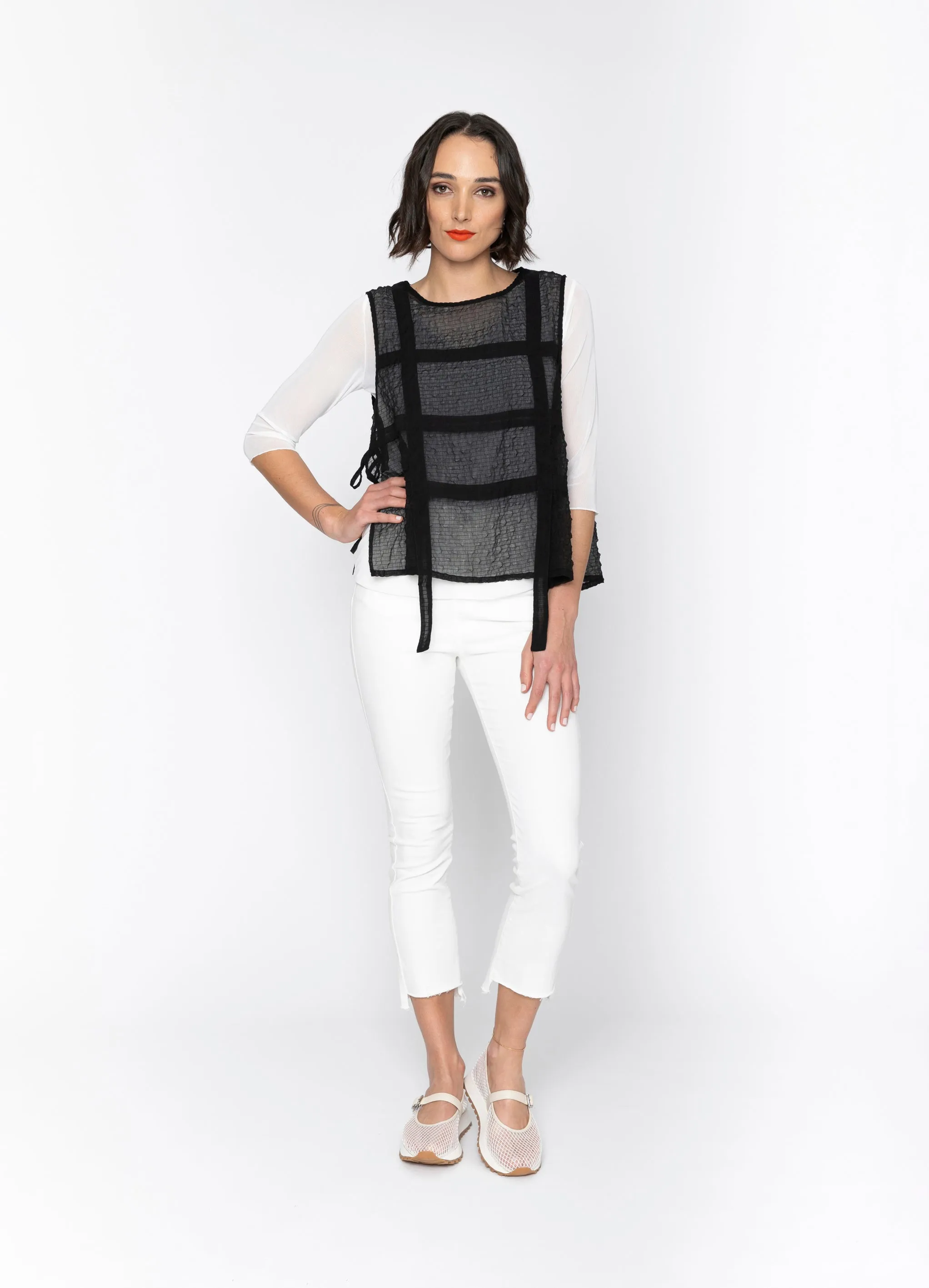 Tavian Vest