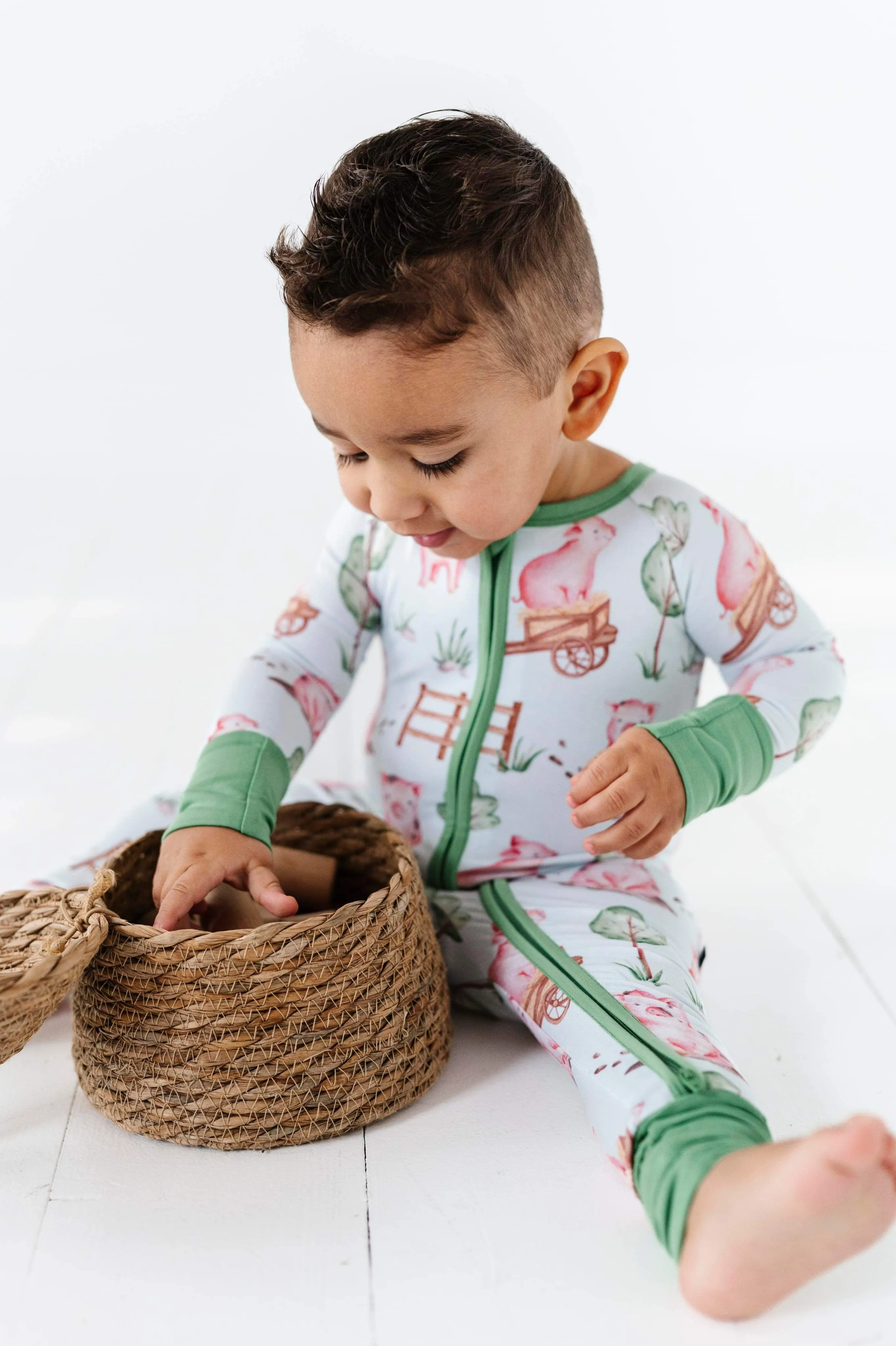 The Sleepy Sloth Piggies Oh So Hamsome Zip Jammies Convertible Romper