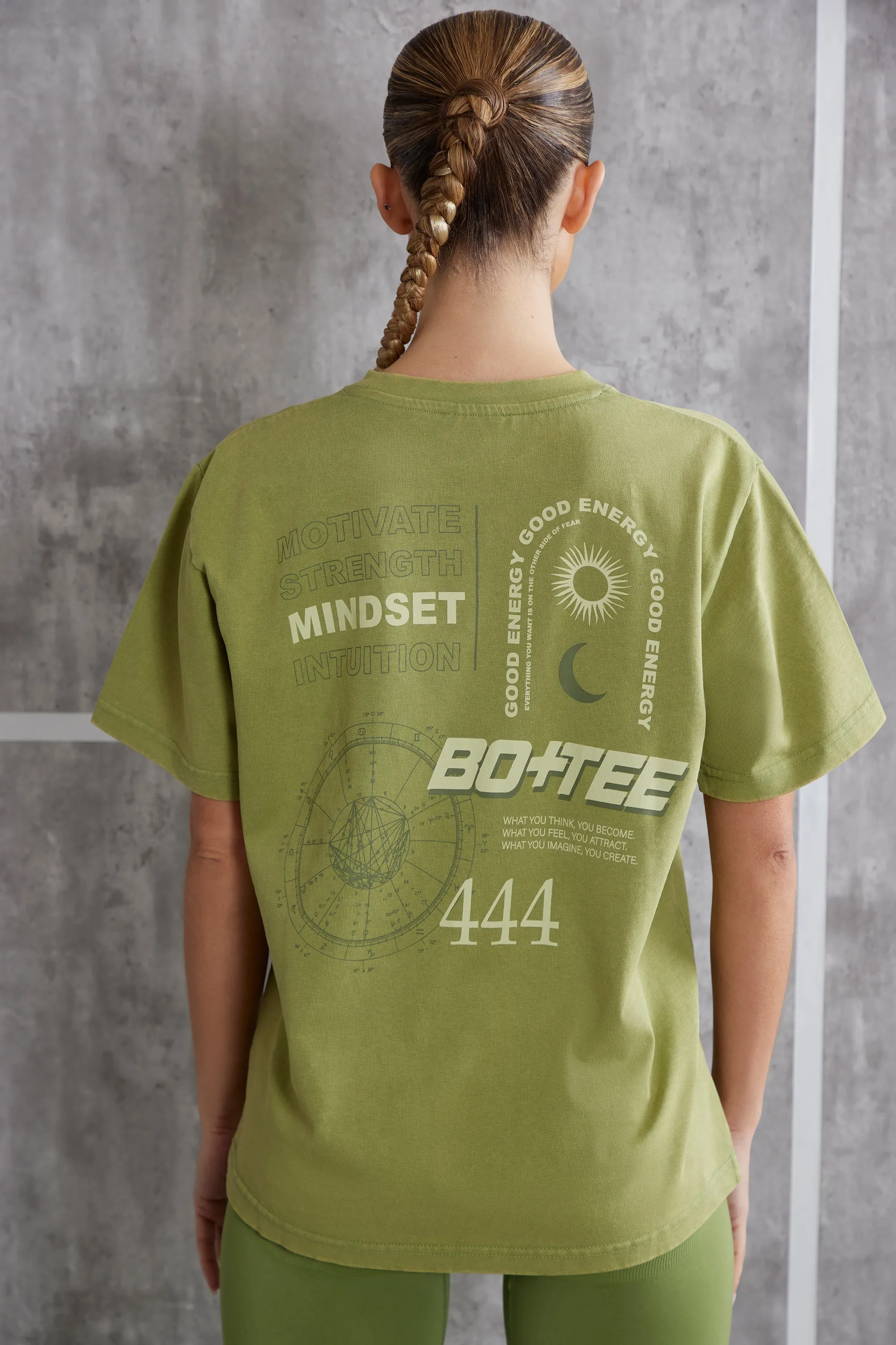 Unwind - Oversized T-Shirt in Olive