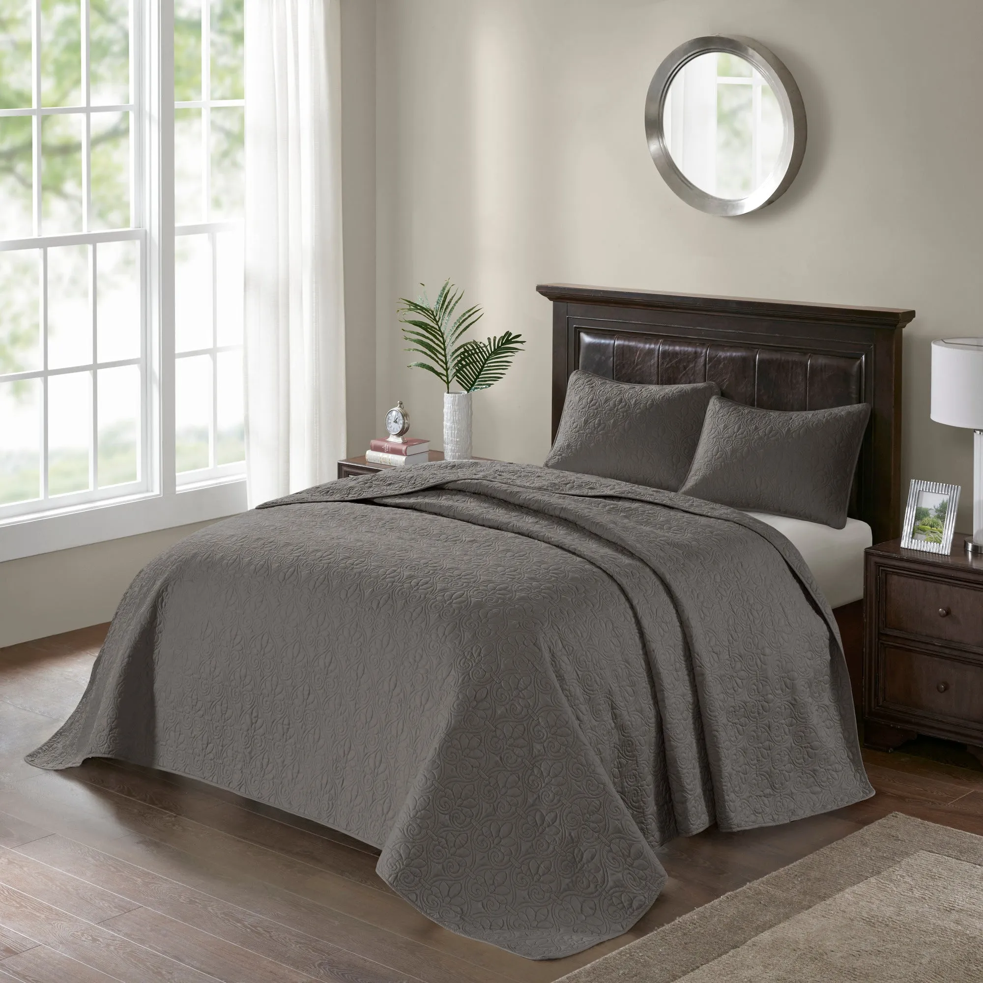 Vancouver Reversible Bedspread Set