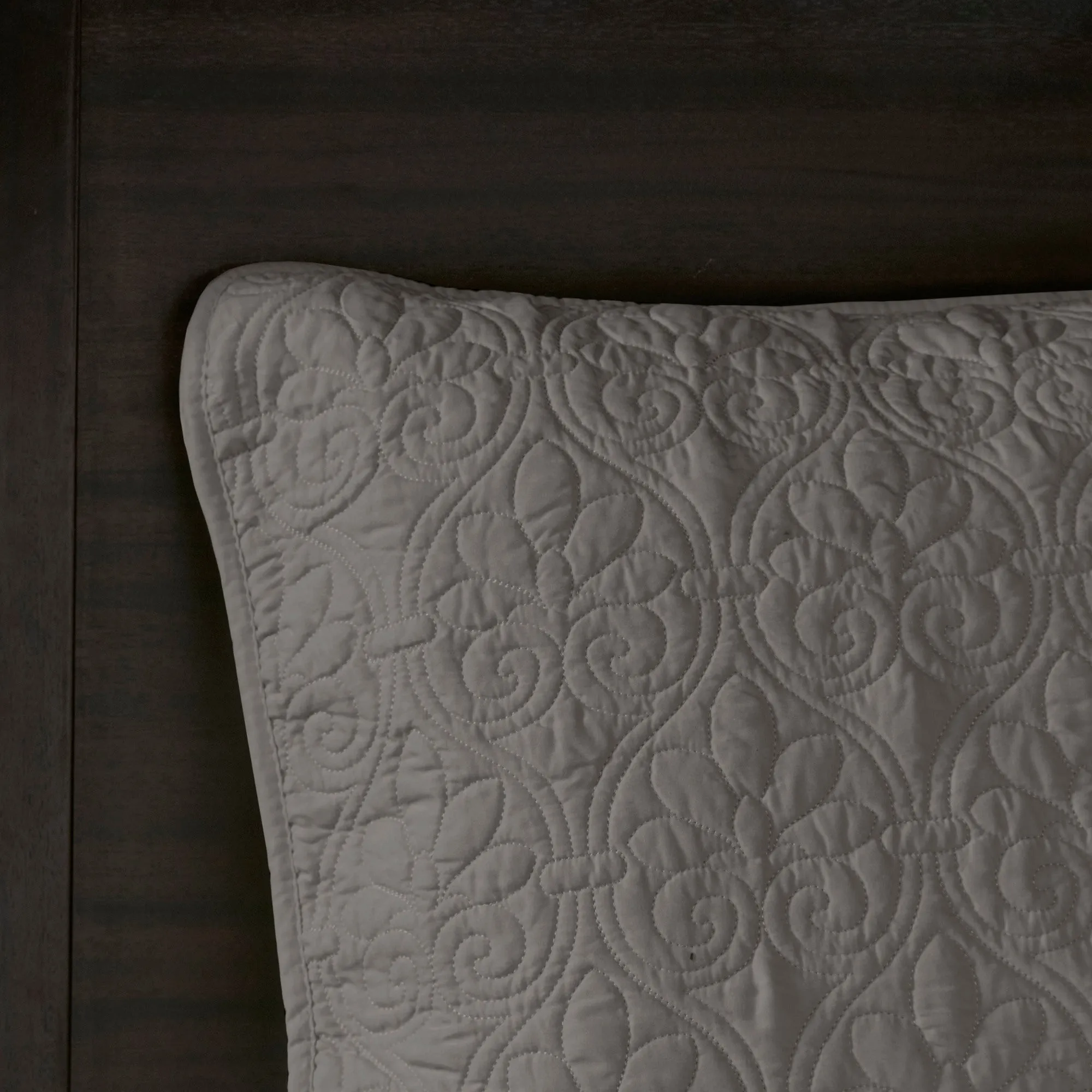Vancouver Reversible Bedspread Set