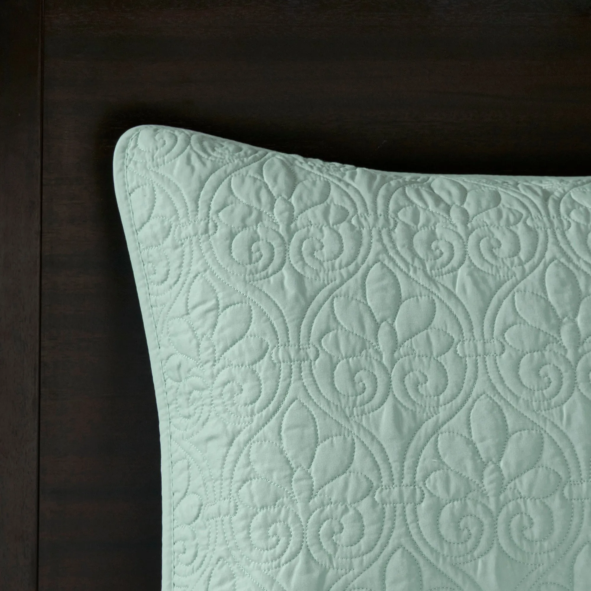 Vancouver Reversible Bedspread Set