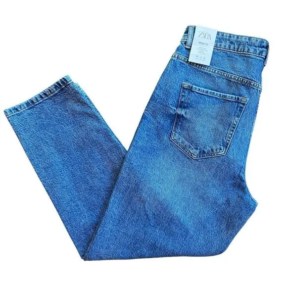 Zara Women's 12 Light/Medium Wash &quot;Mom Fit&quot; High Rise Slim Leg Ankle Cut Jeans